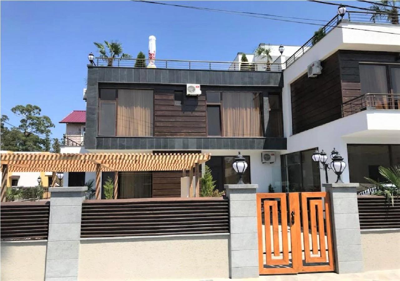 Apartment With Balcony photo 3