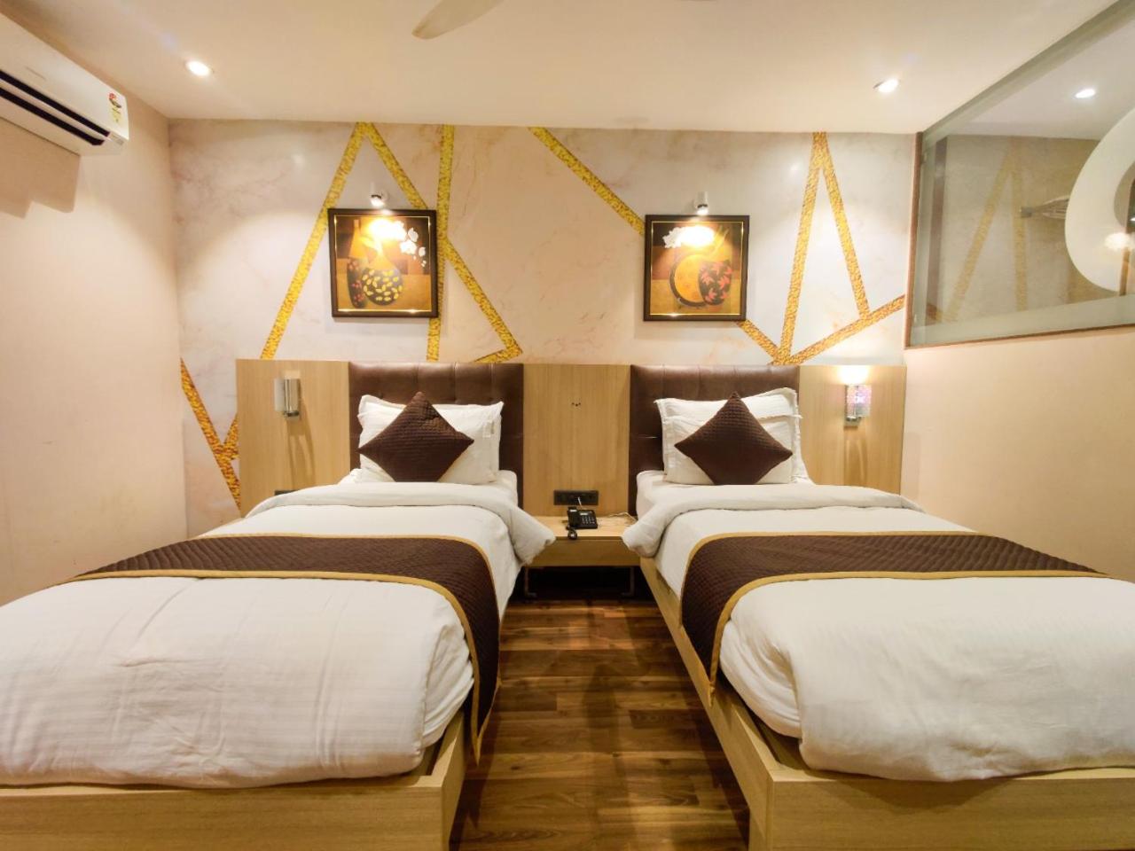 Deluxe Twin Room - Photo 1