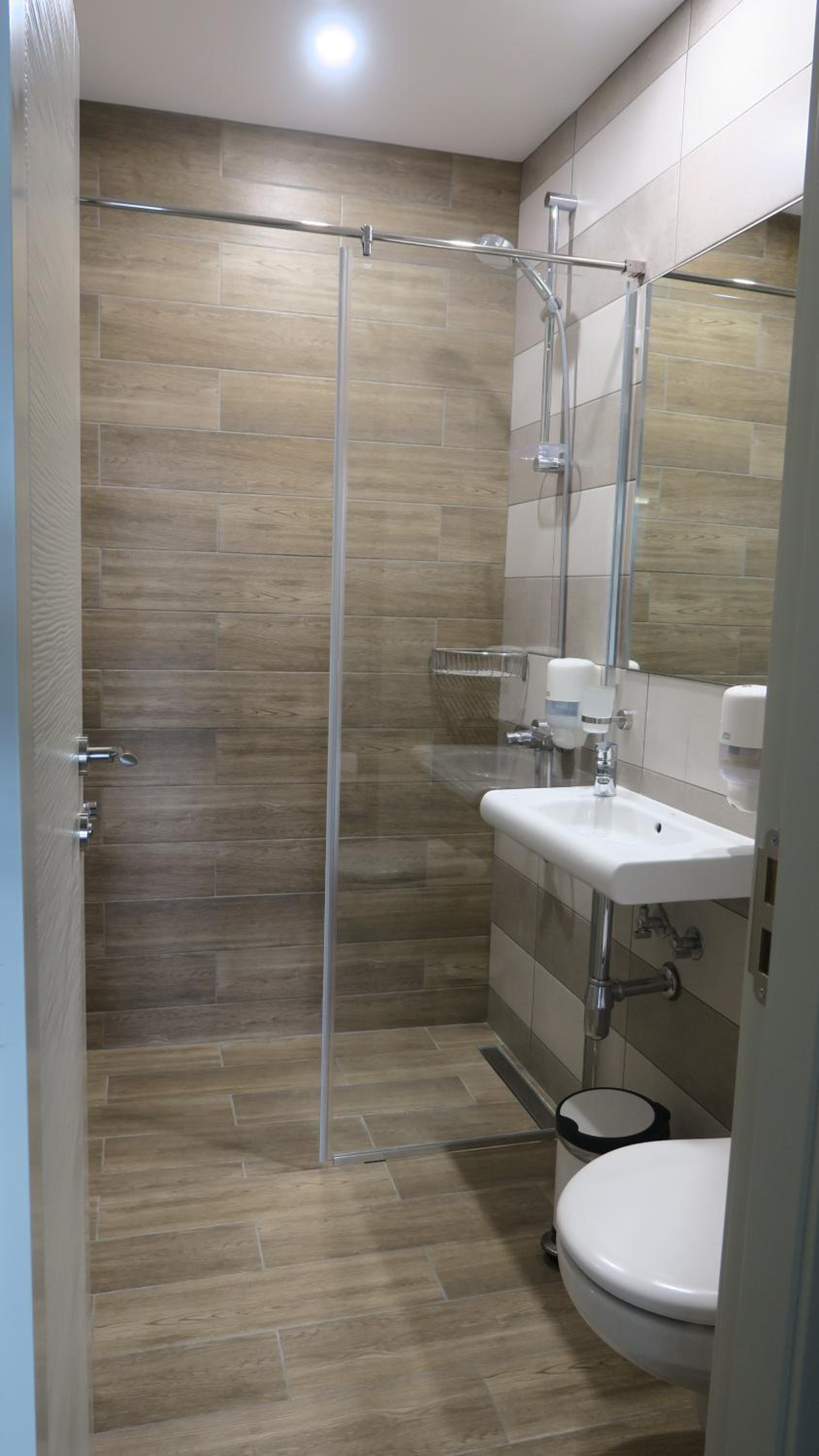 Superior Twin Room - Photo 2