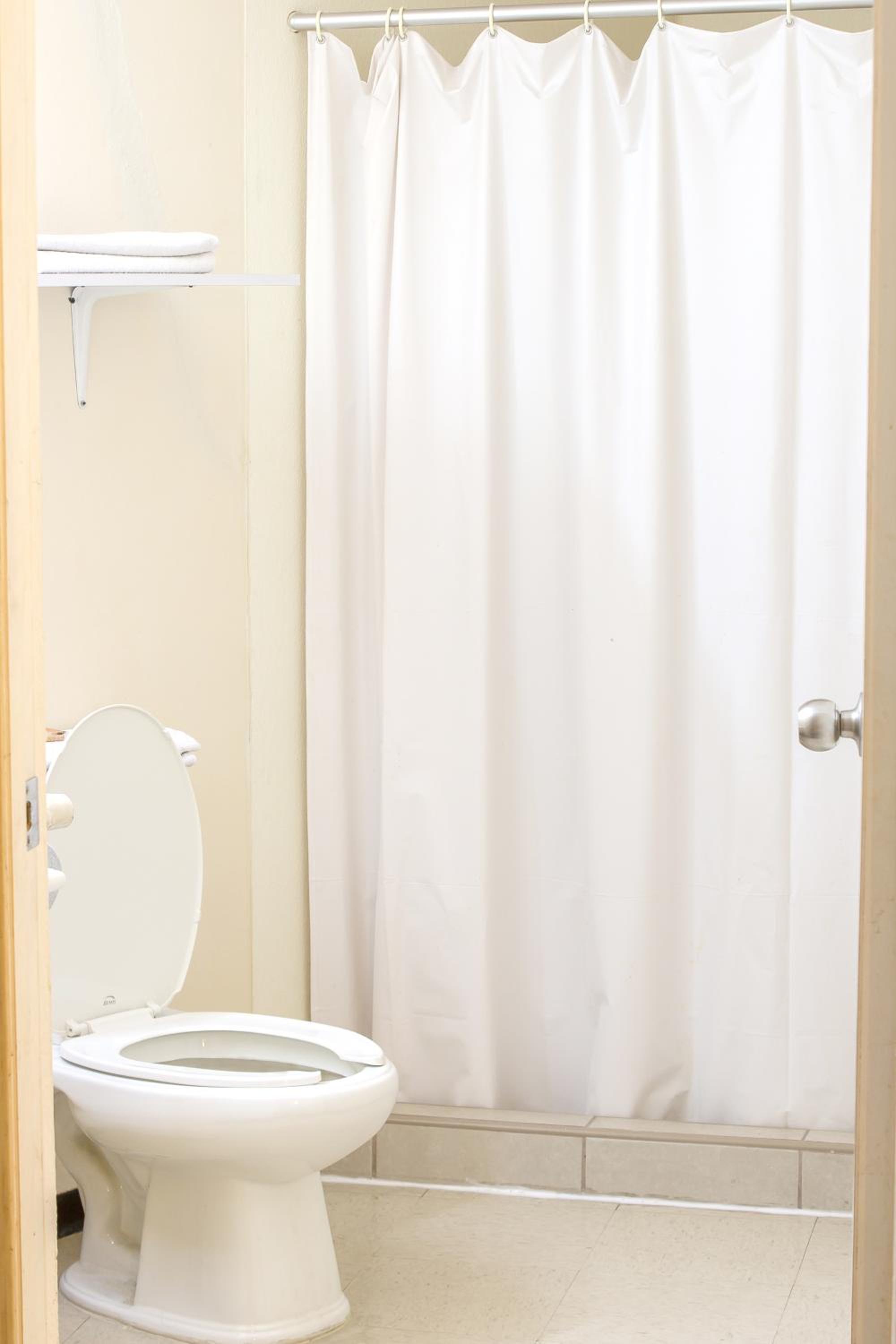 Double or Twin Room - Photo 7