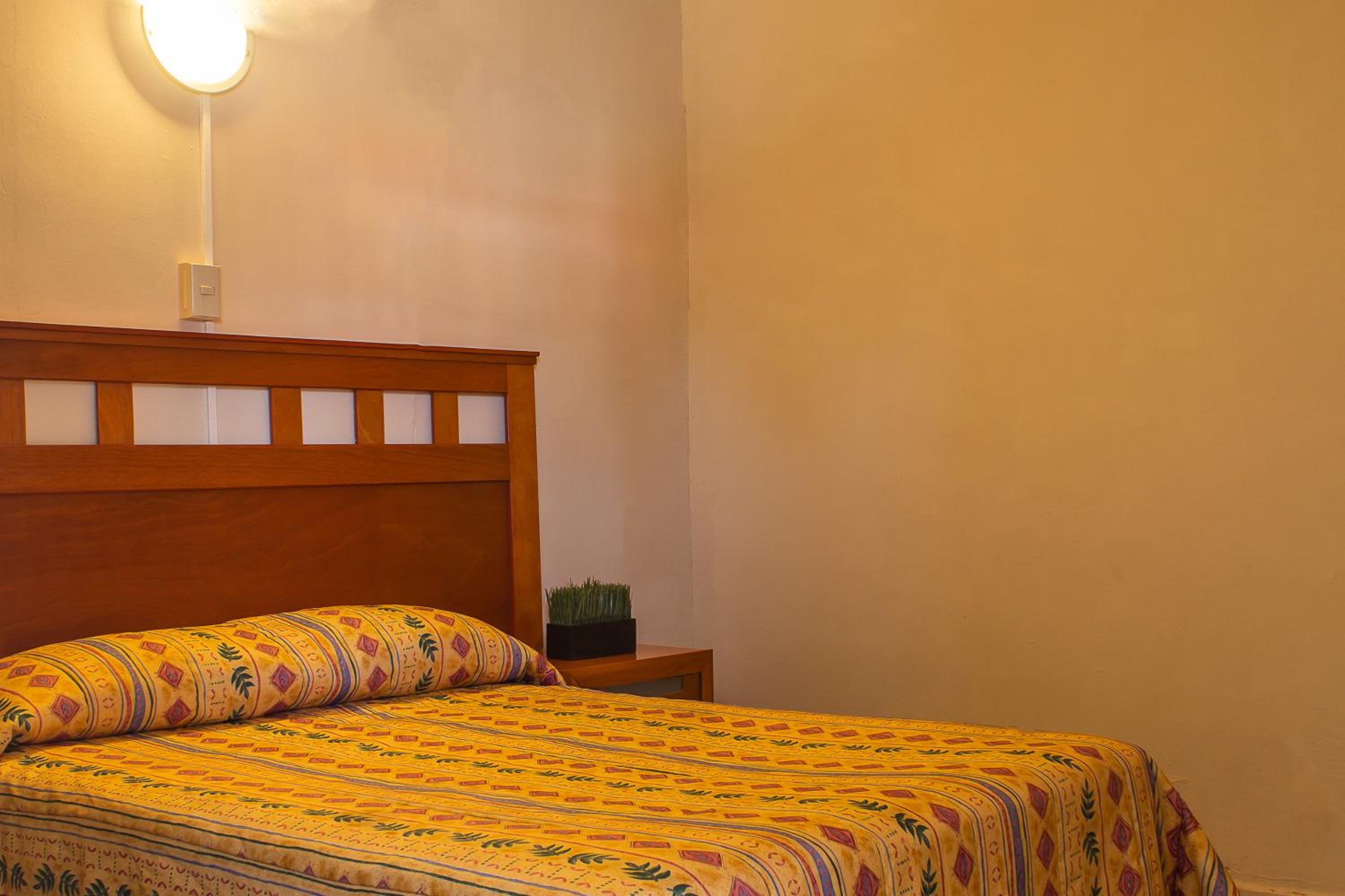 Double or Twin Room - Photo 2