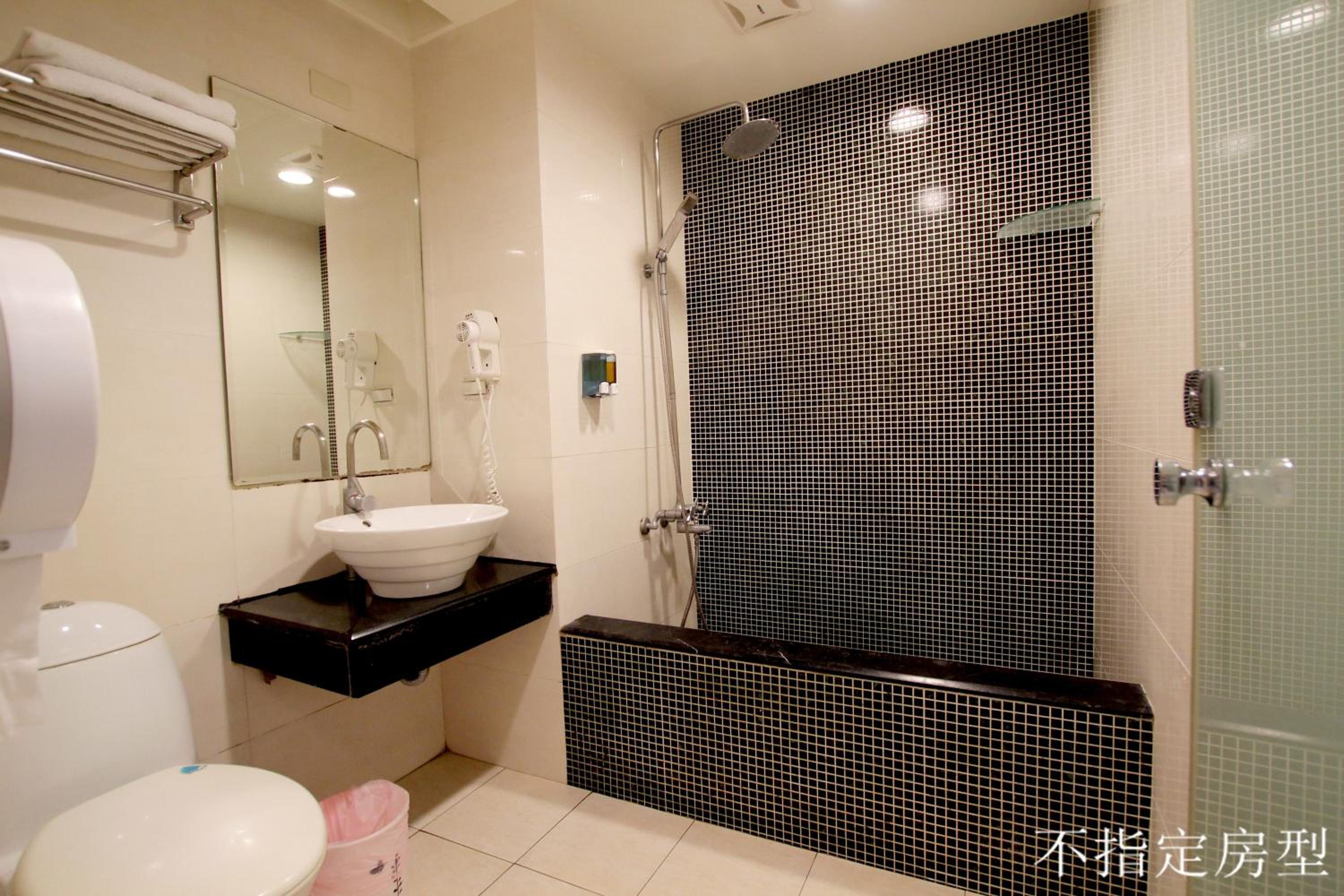 Standard Double Room with Balcony photo 2