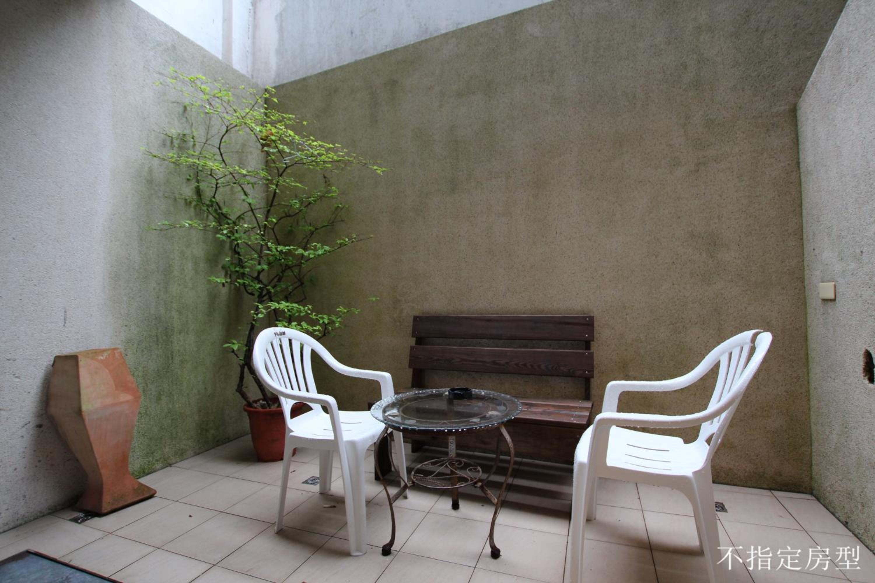 Standard Family Room with Terrace photo 2