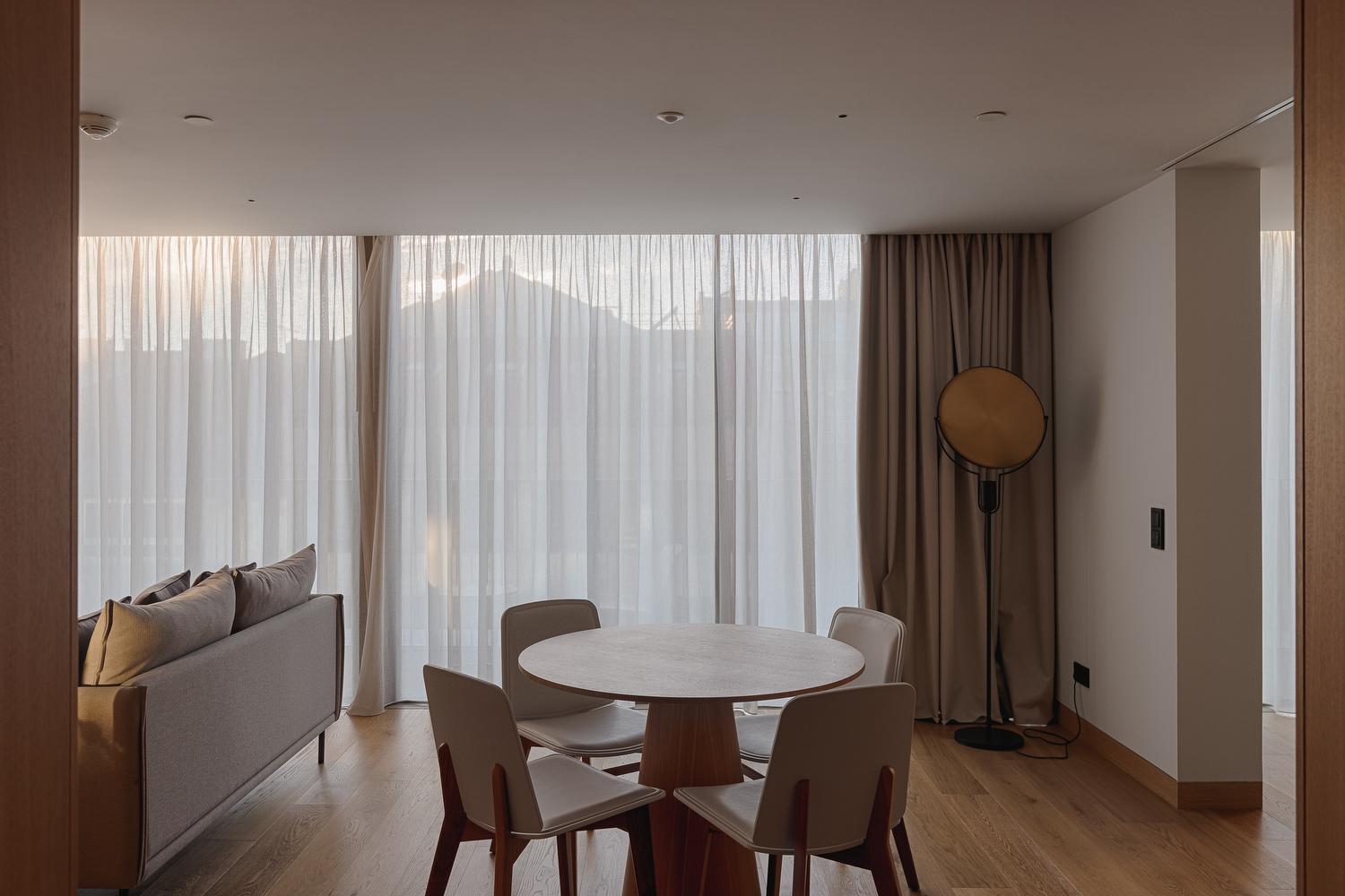 Master Suite with City View - Photo 4