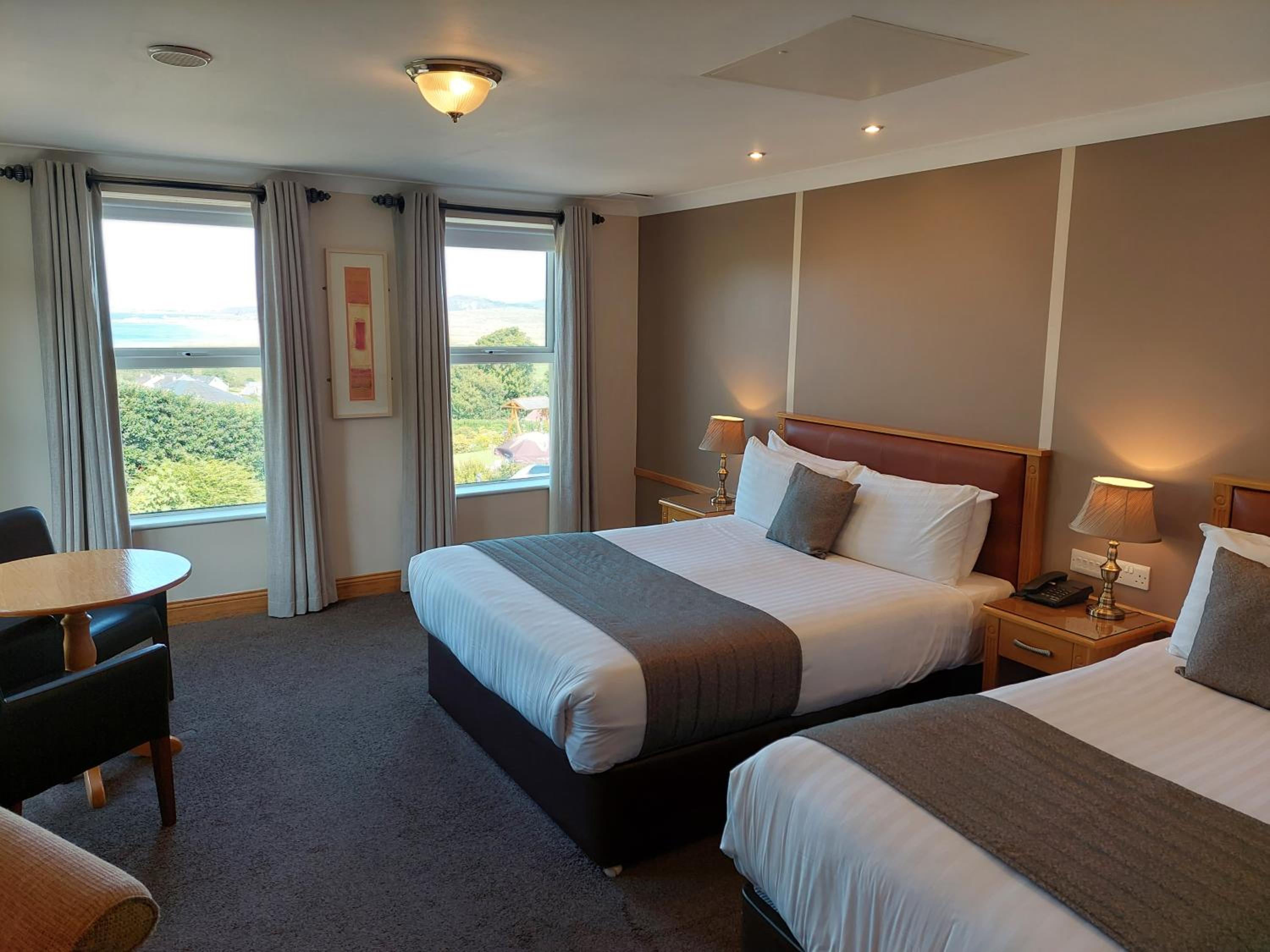 Standard Double or Twin Room - Photo 4