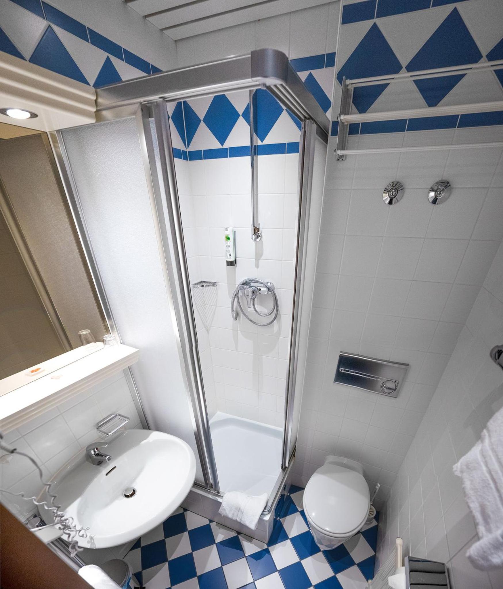 Single Room photo 2