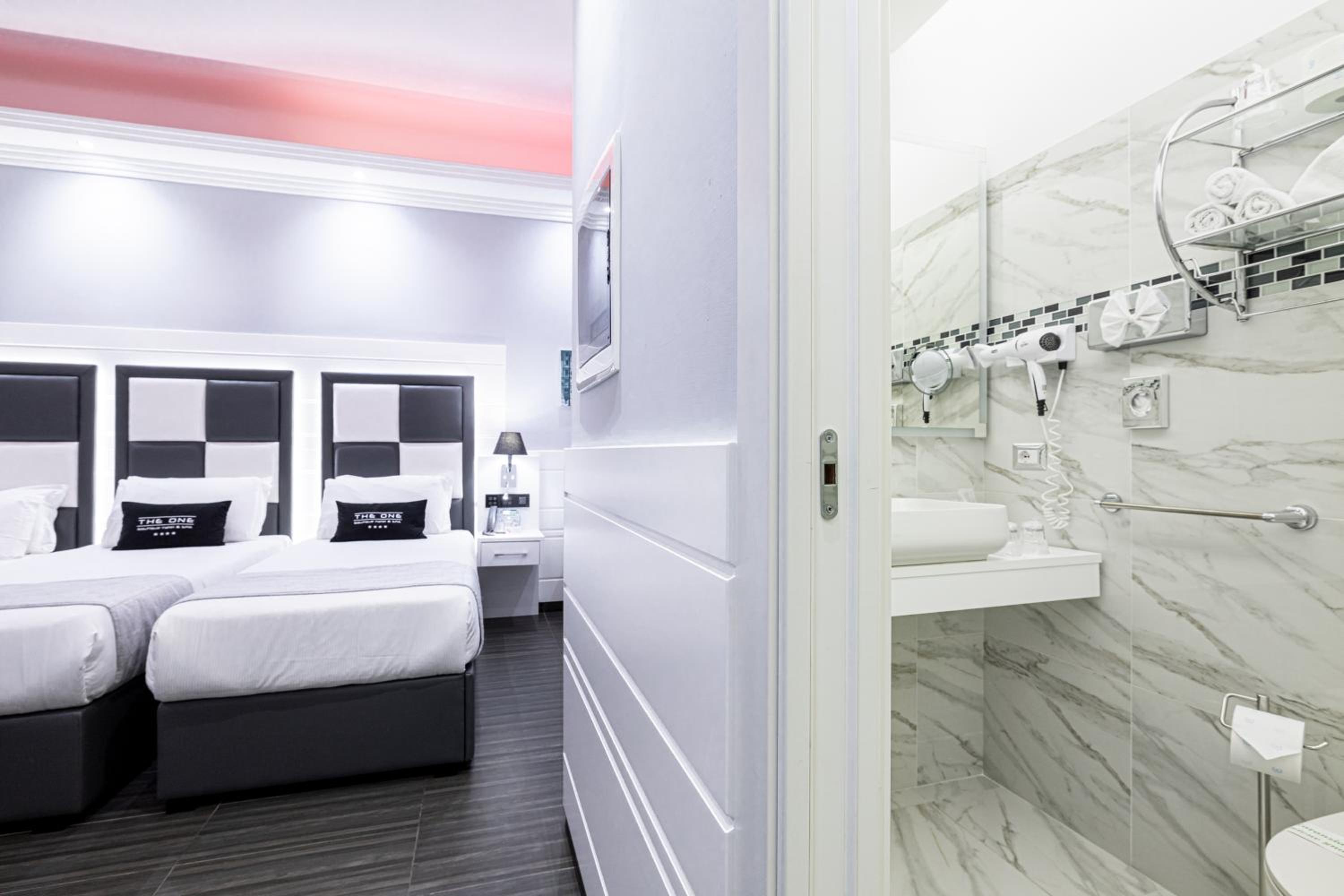 Standard Quadruple Room photo 2
