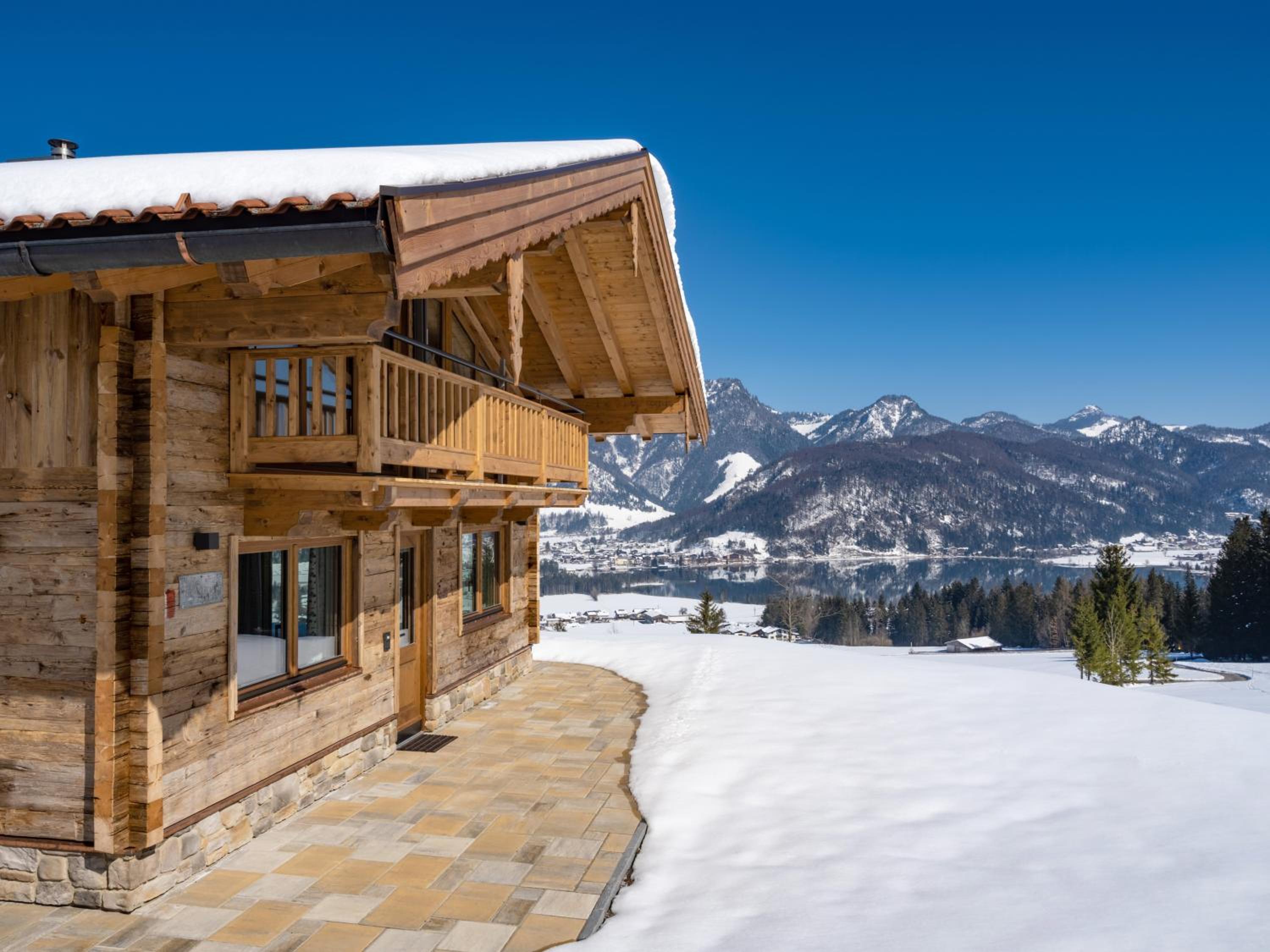 Three-Bedroom Chalet photo 3