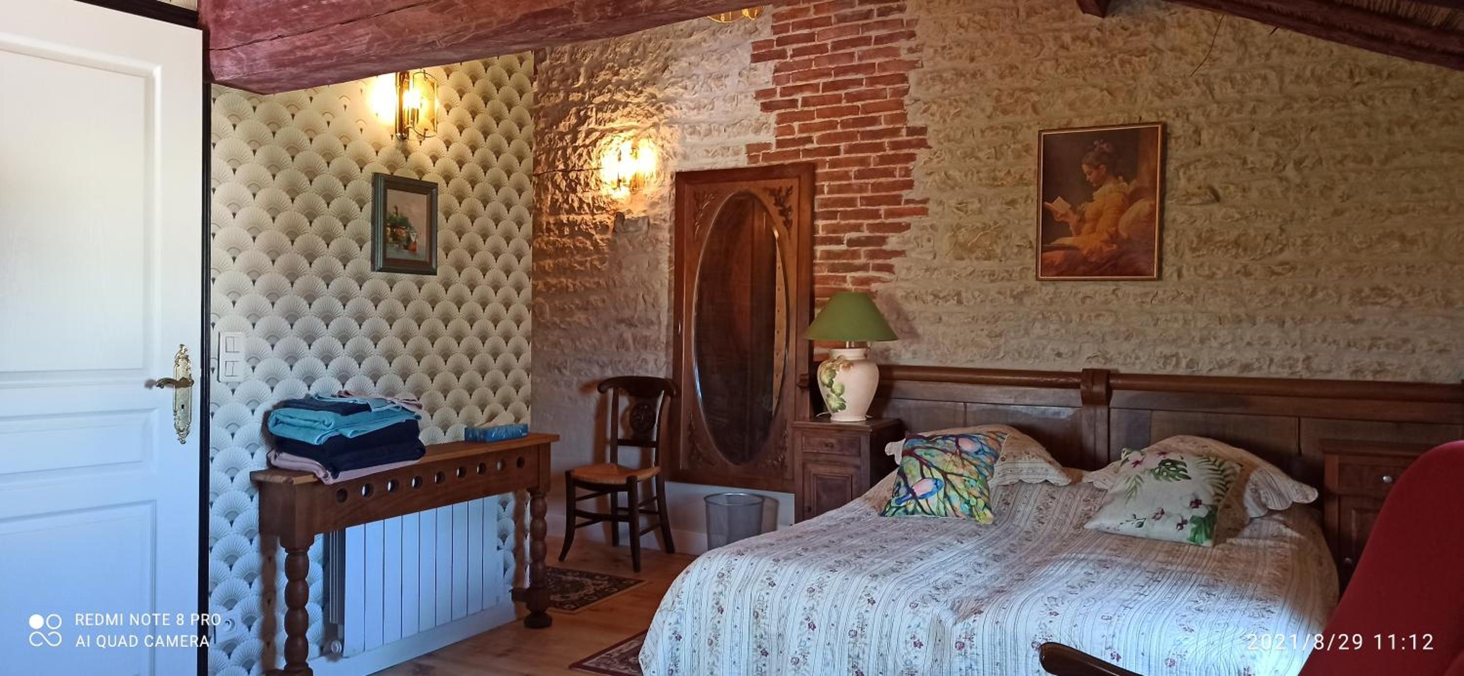 Deluxe Room  - Photo 2