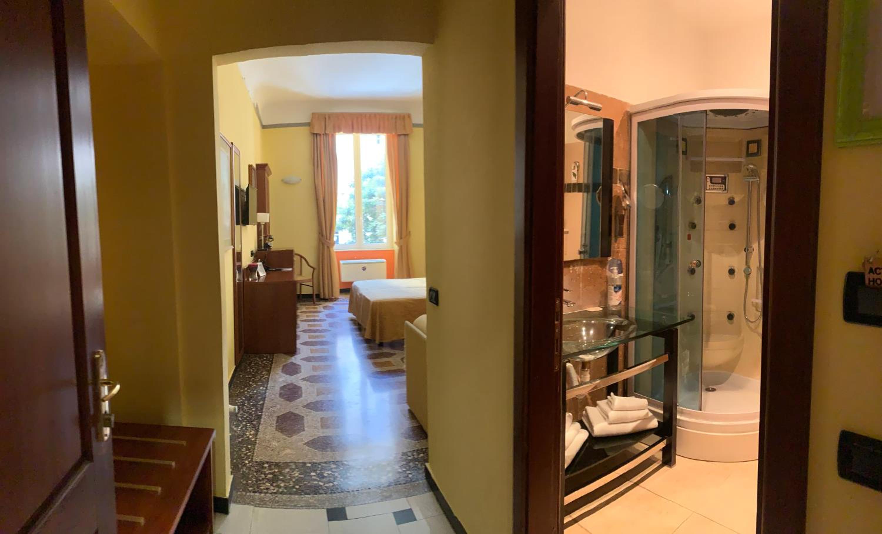 Triple Room photo 2