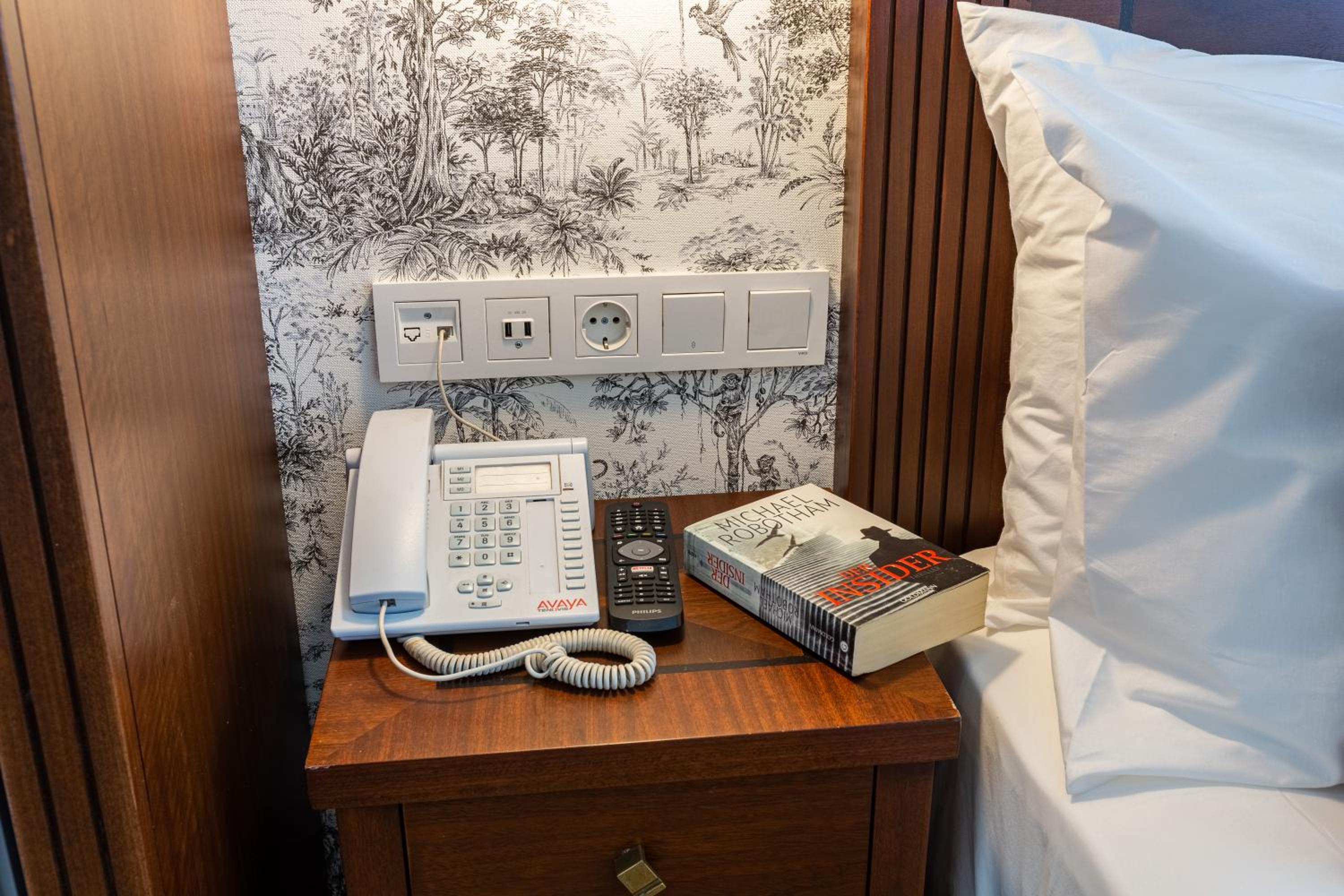 Standard Double Room photo 3