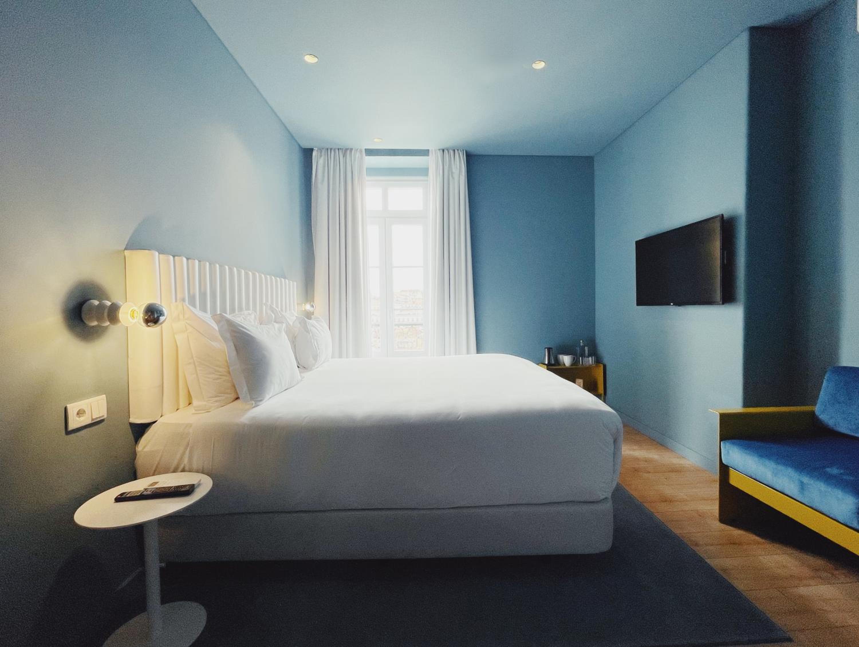 Premium Room with Balcony and River View - Photo 2