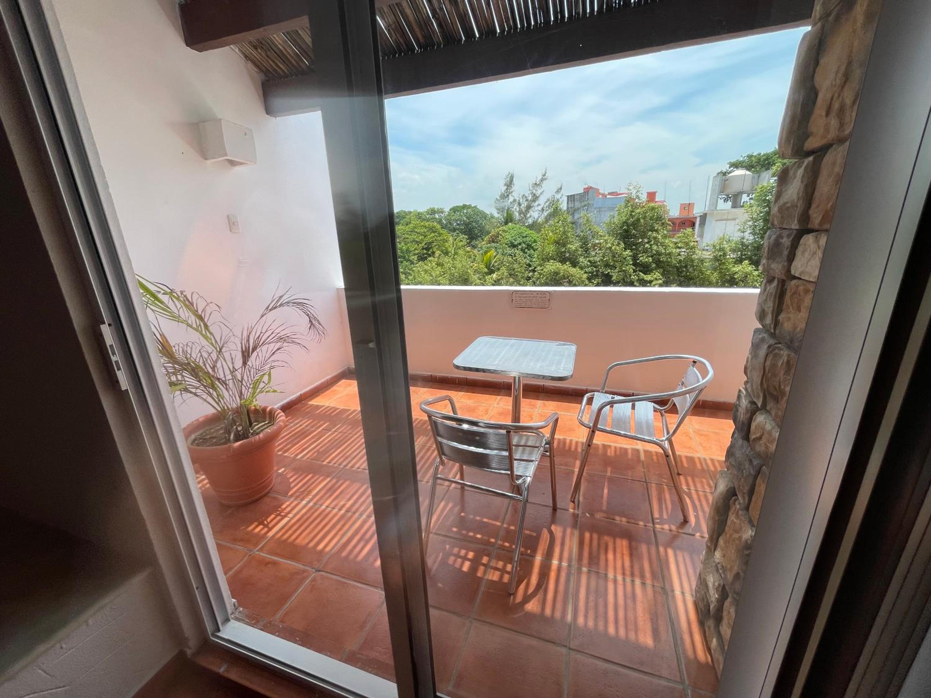 Double Room with Terrace - Photo 2