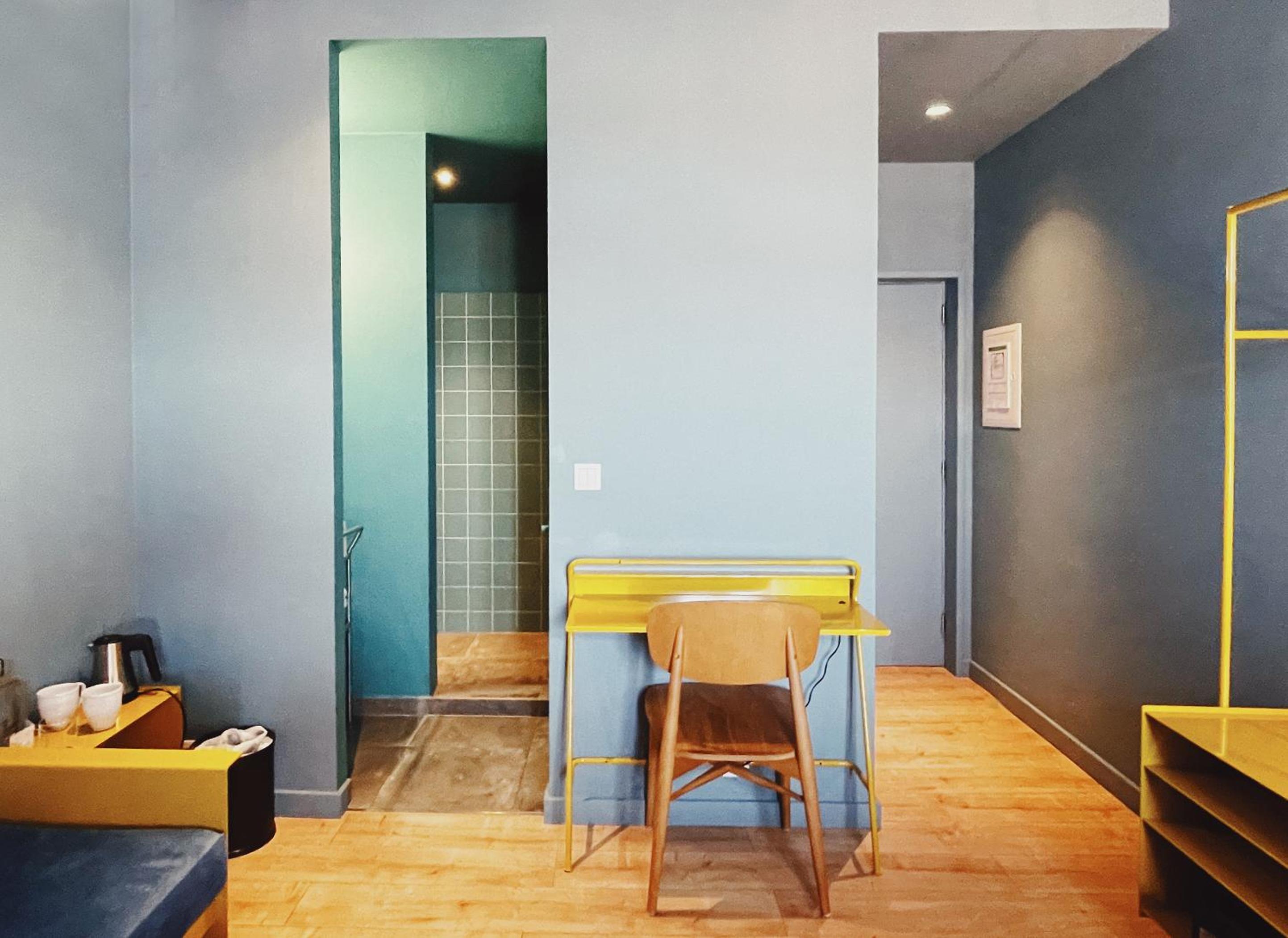 Premium Room with City View - Photo 5