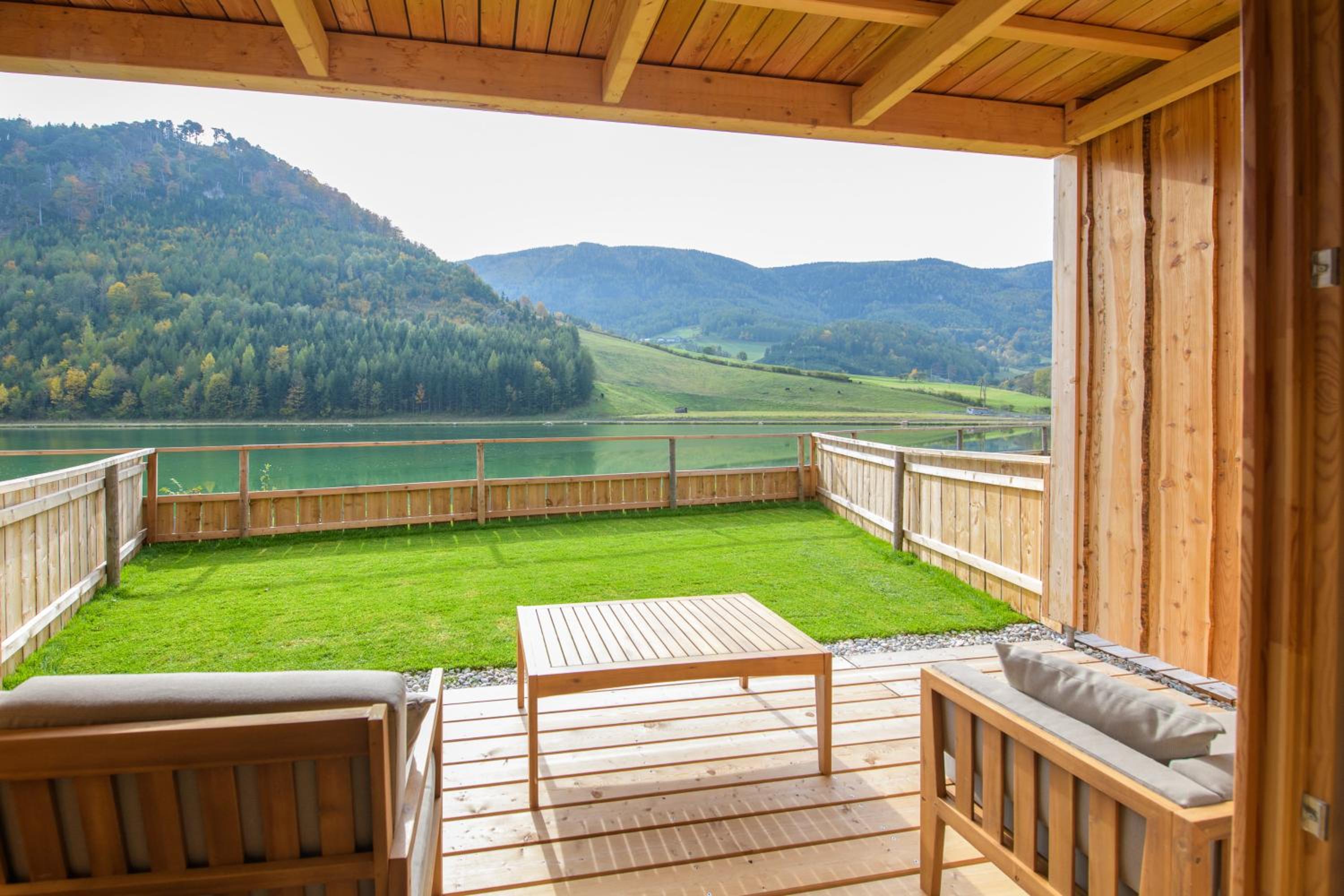 Maisonette with Lake View photo 3