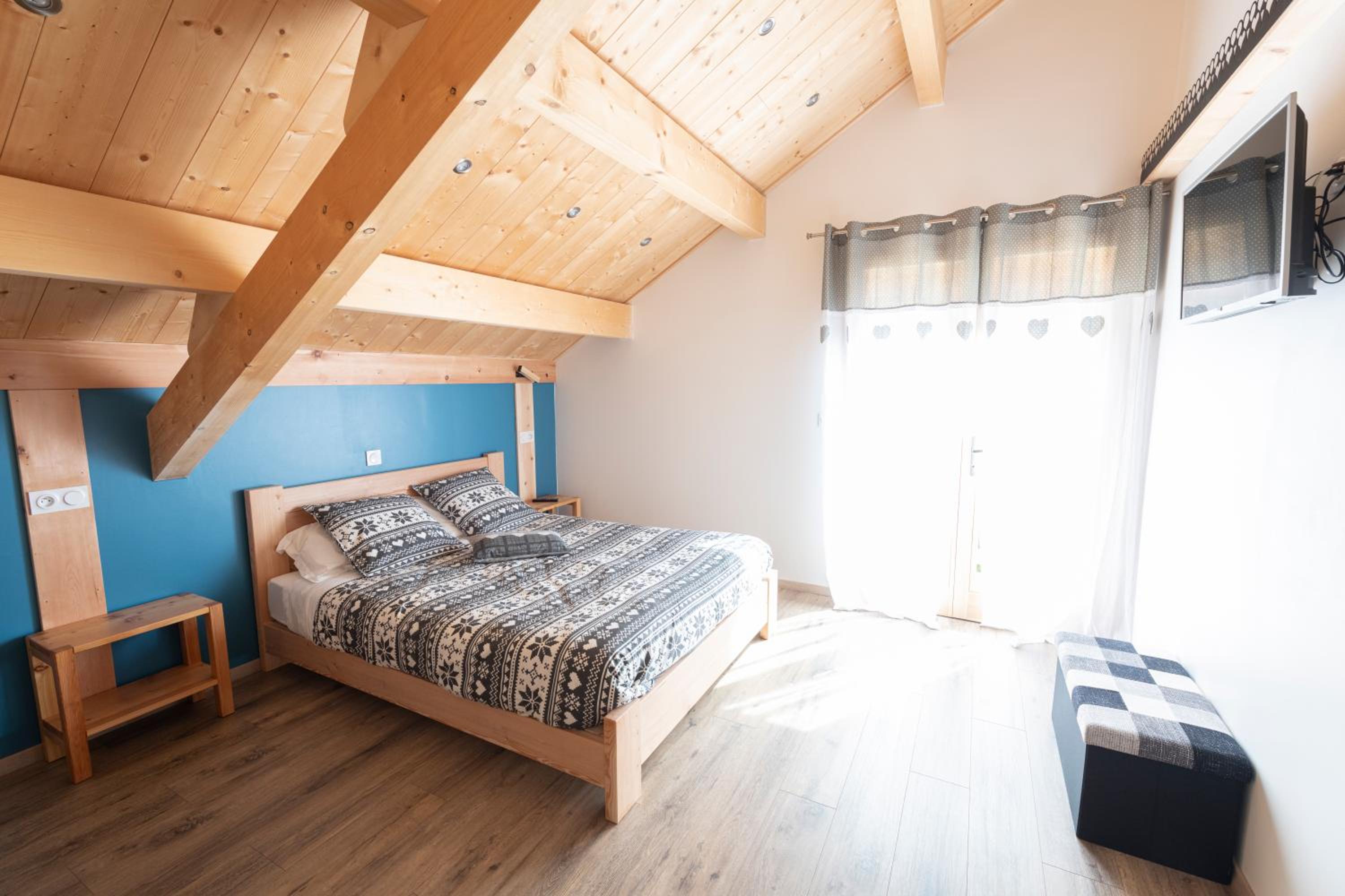 Double or Twin Room photo 3