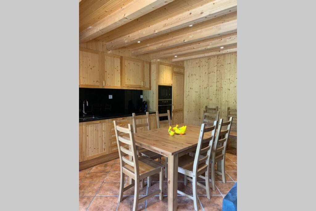 Three-Bedroom House photo 2