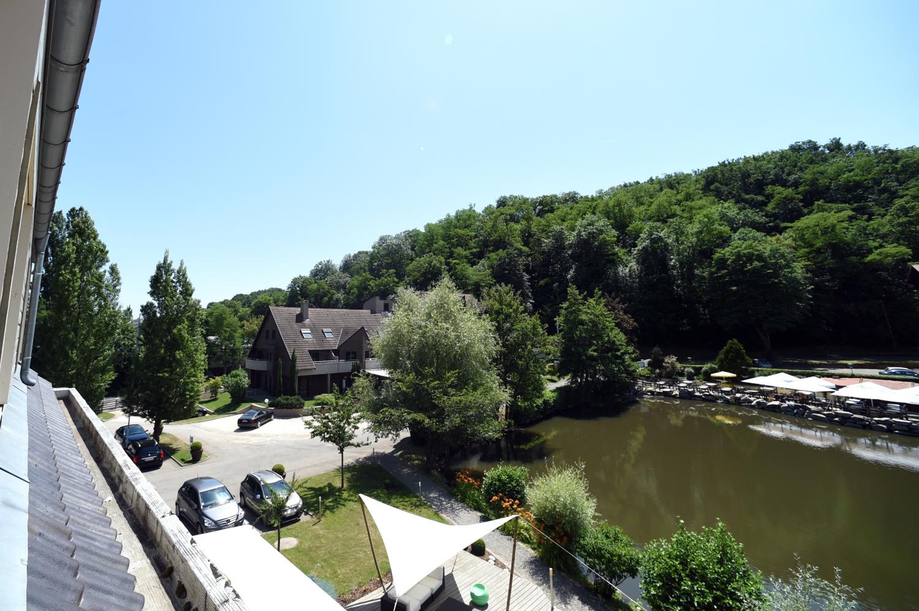 Double Room - Lake Side - Photo 2