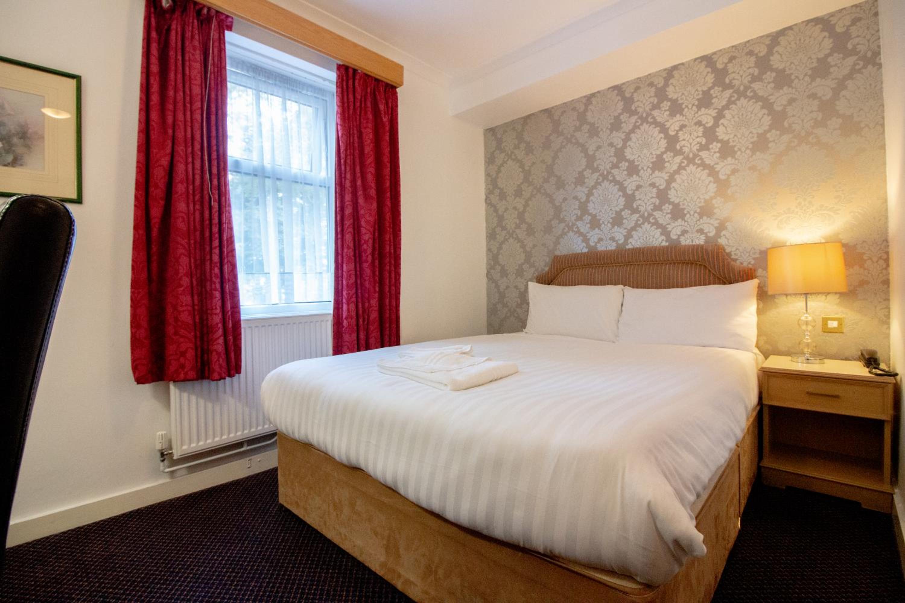 Double Room - Photo 3