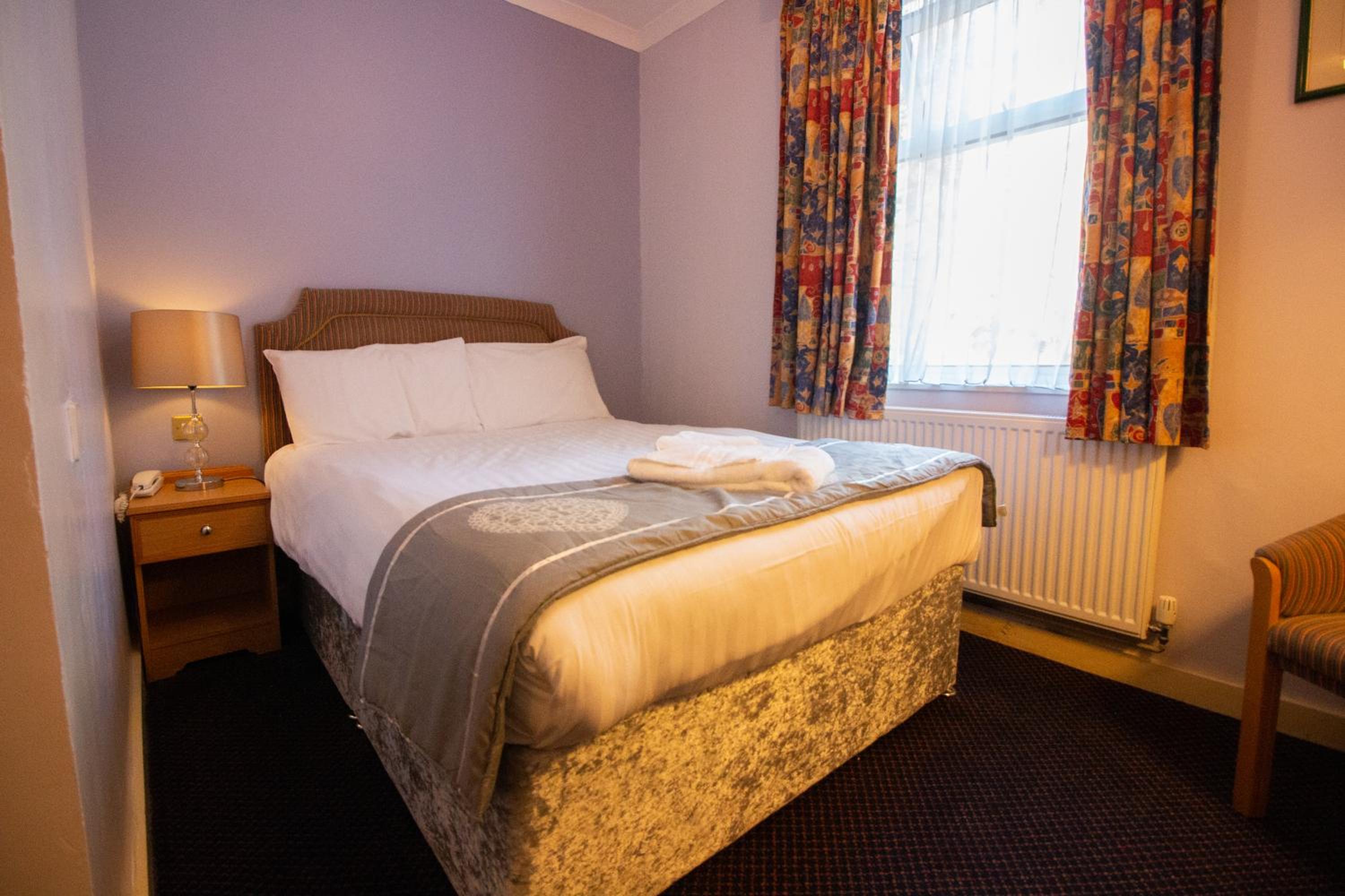 Double Room - Photo 8