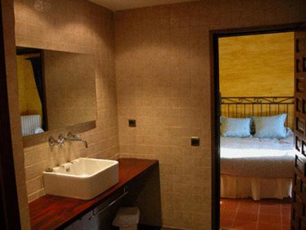 Double Room - Photo 4