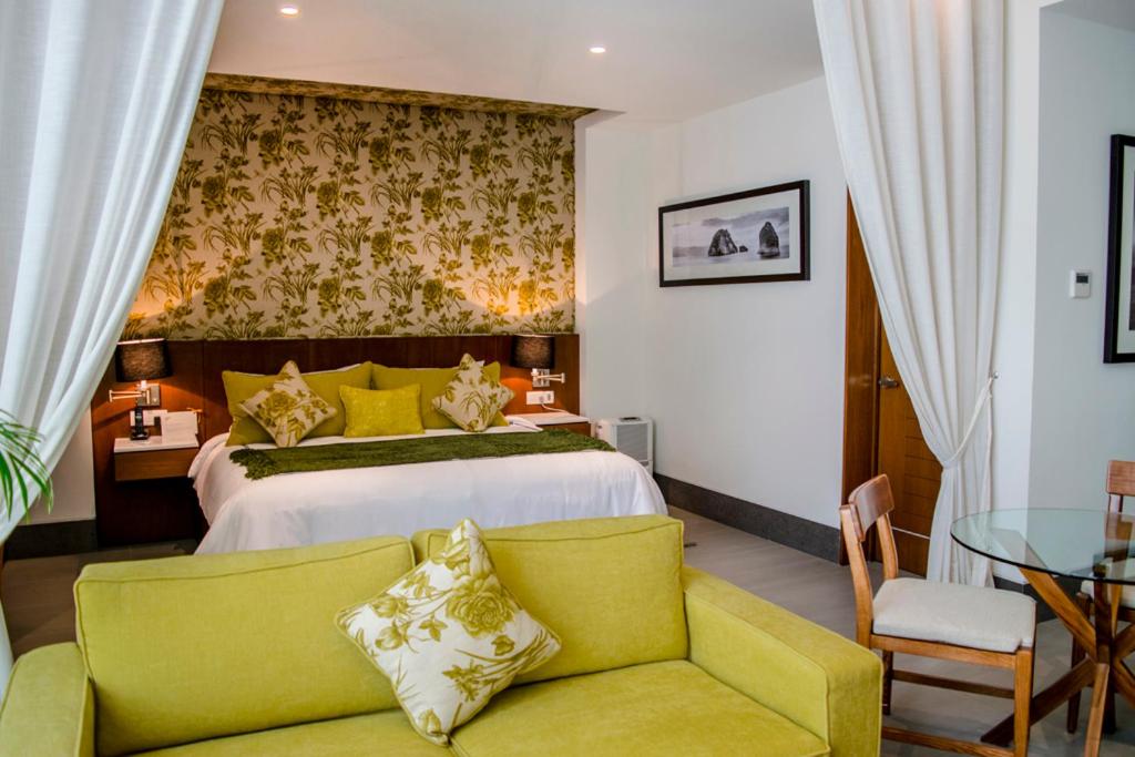Deluxe Suite photo 1