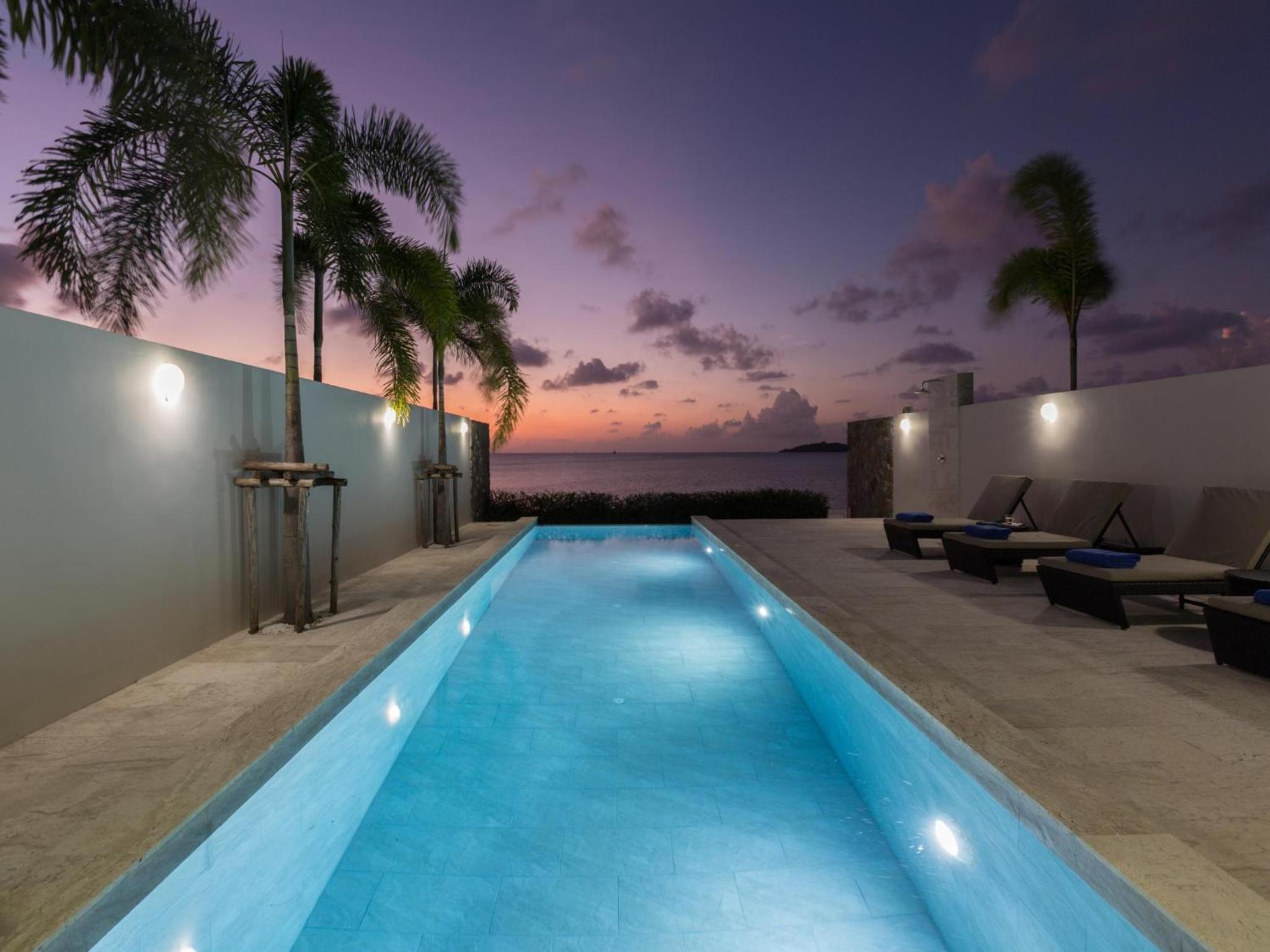 Two-Bedroom Beachfront Villa with Private Pool - Photo 29