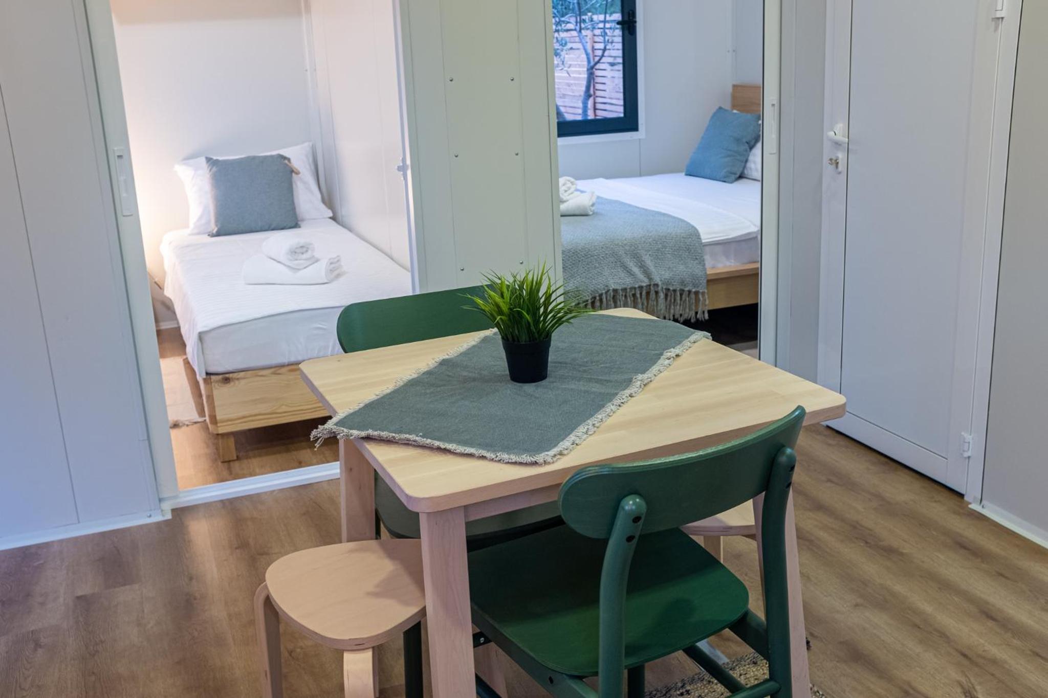 Premium Two-Bedroom Mobile Home with Terrace photo 3