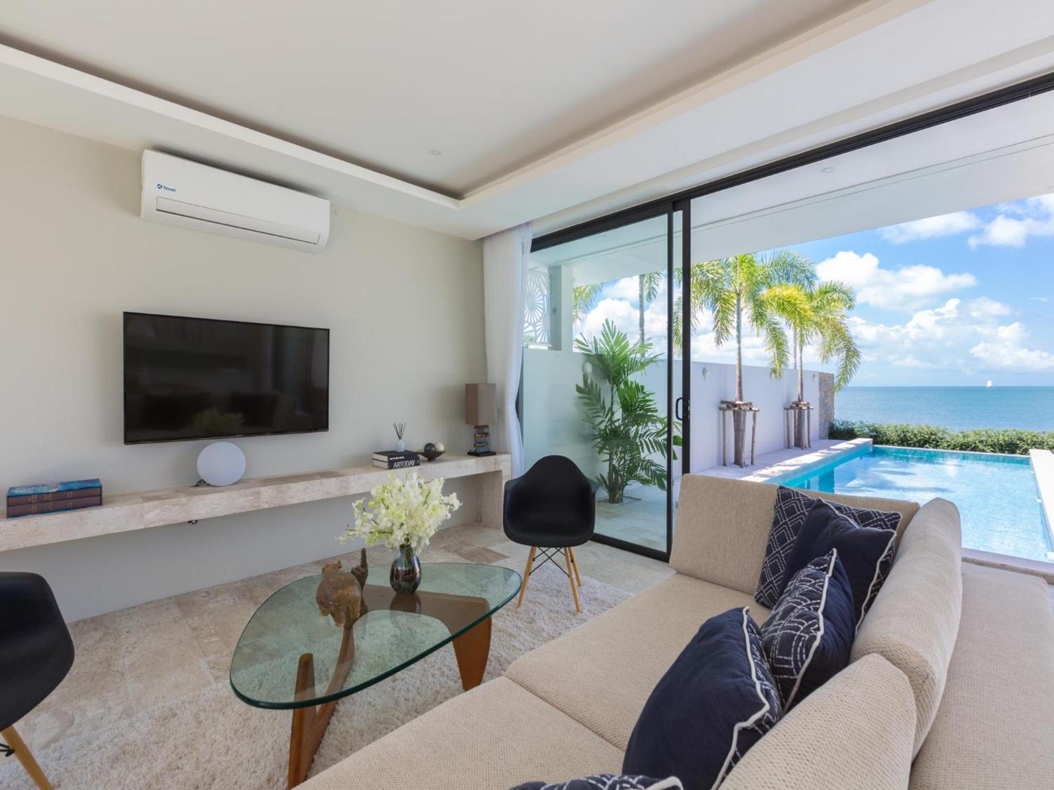 Two-Bedroom Beachfront Villa with Private Pool - Photo 26