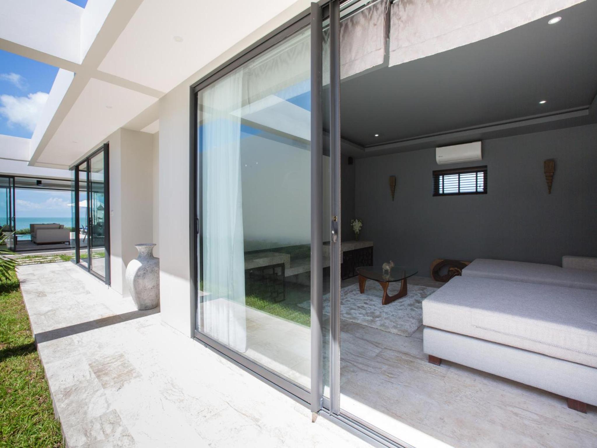 Two-Bedroom Beachfront Villa with Private Pool - Photo 35