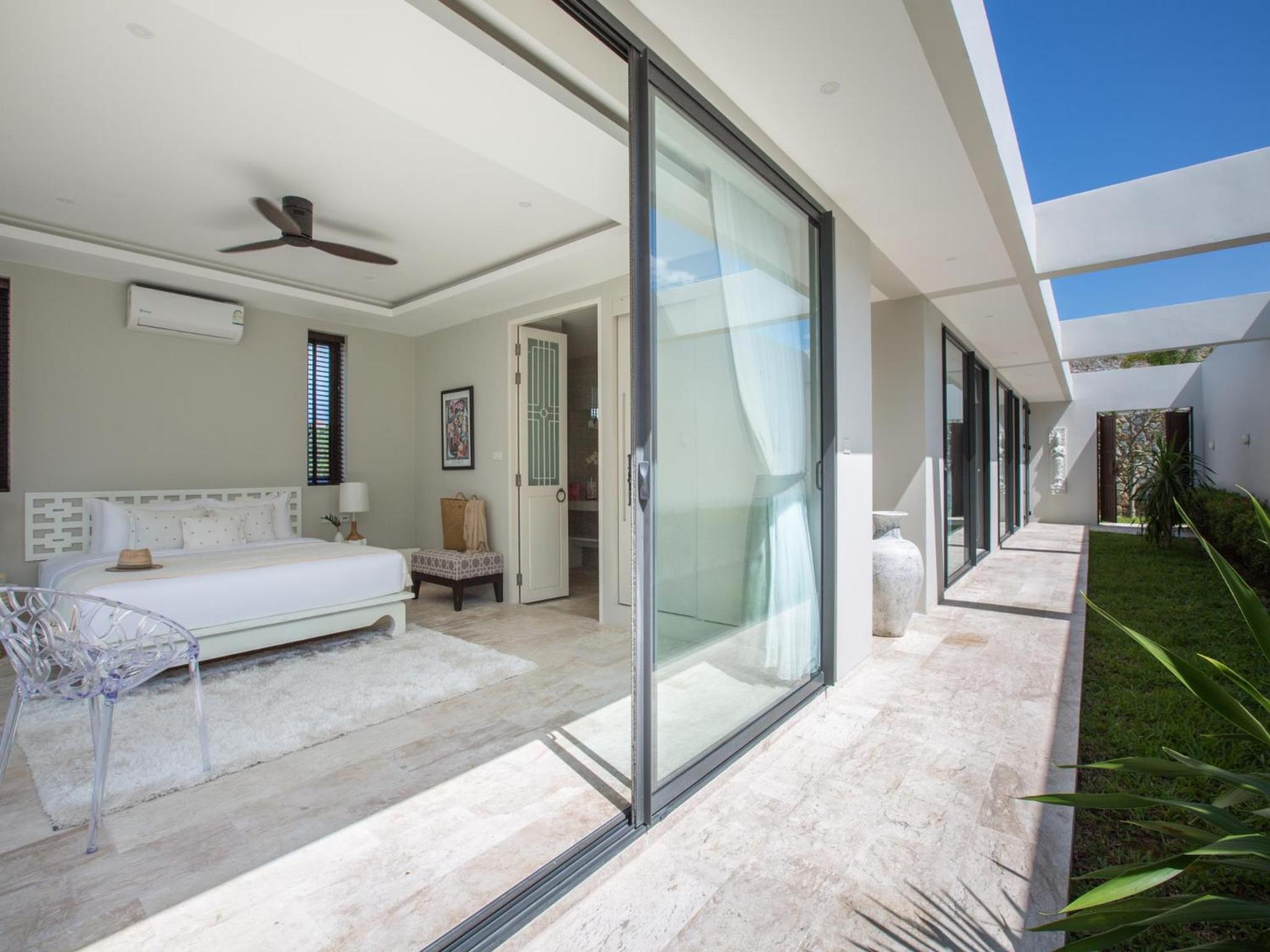 Two-Bedroom Beachfront Villa with Private Pool - Photo 5