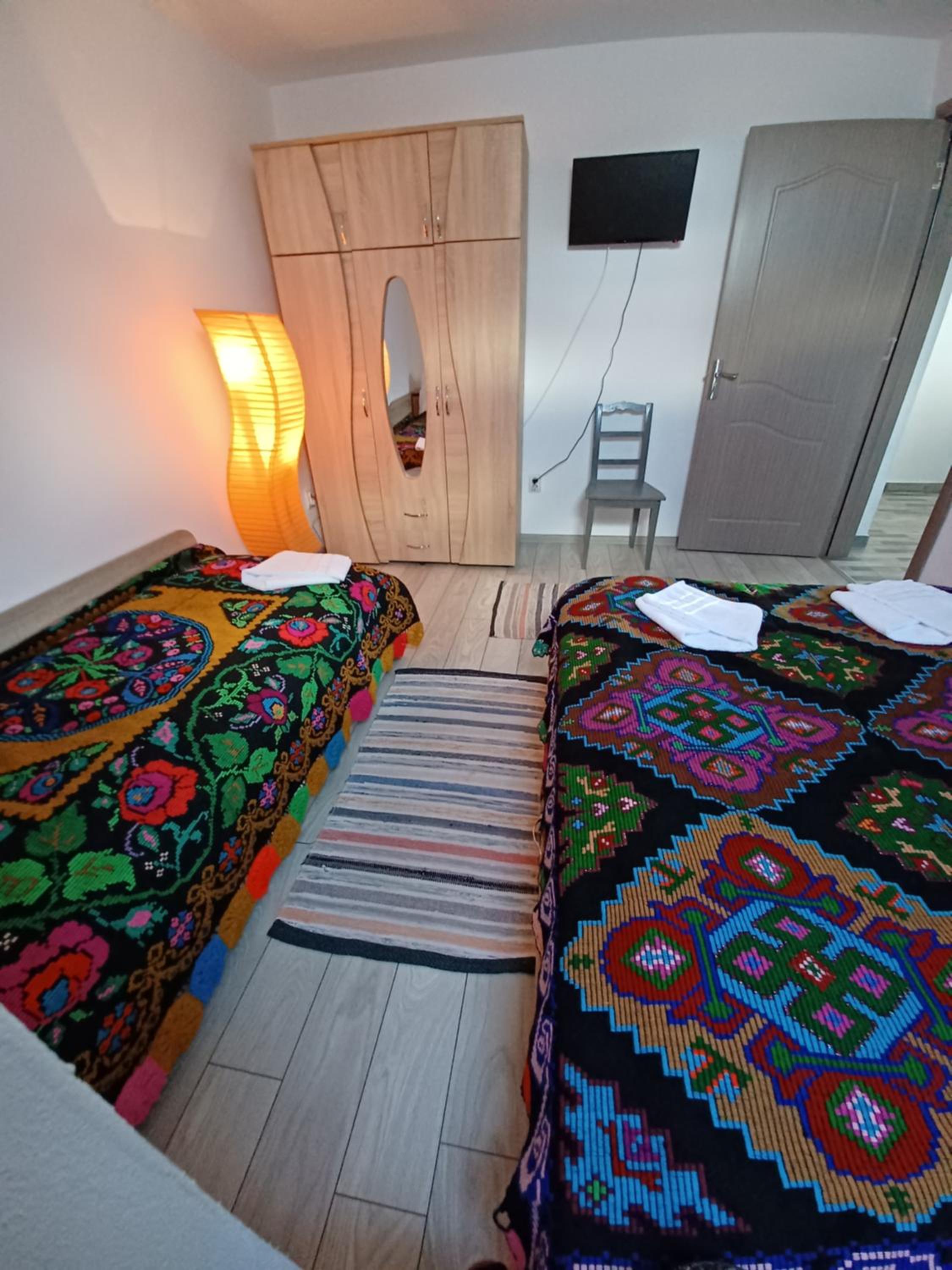Two-Bedroom Apartment - Photo 3