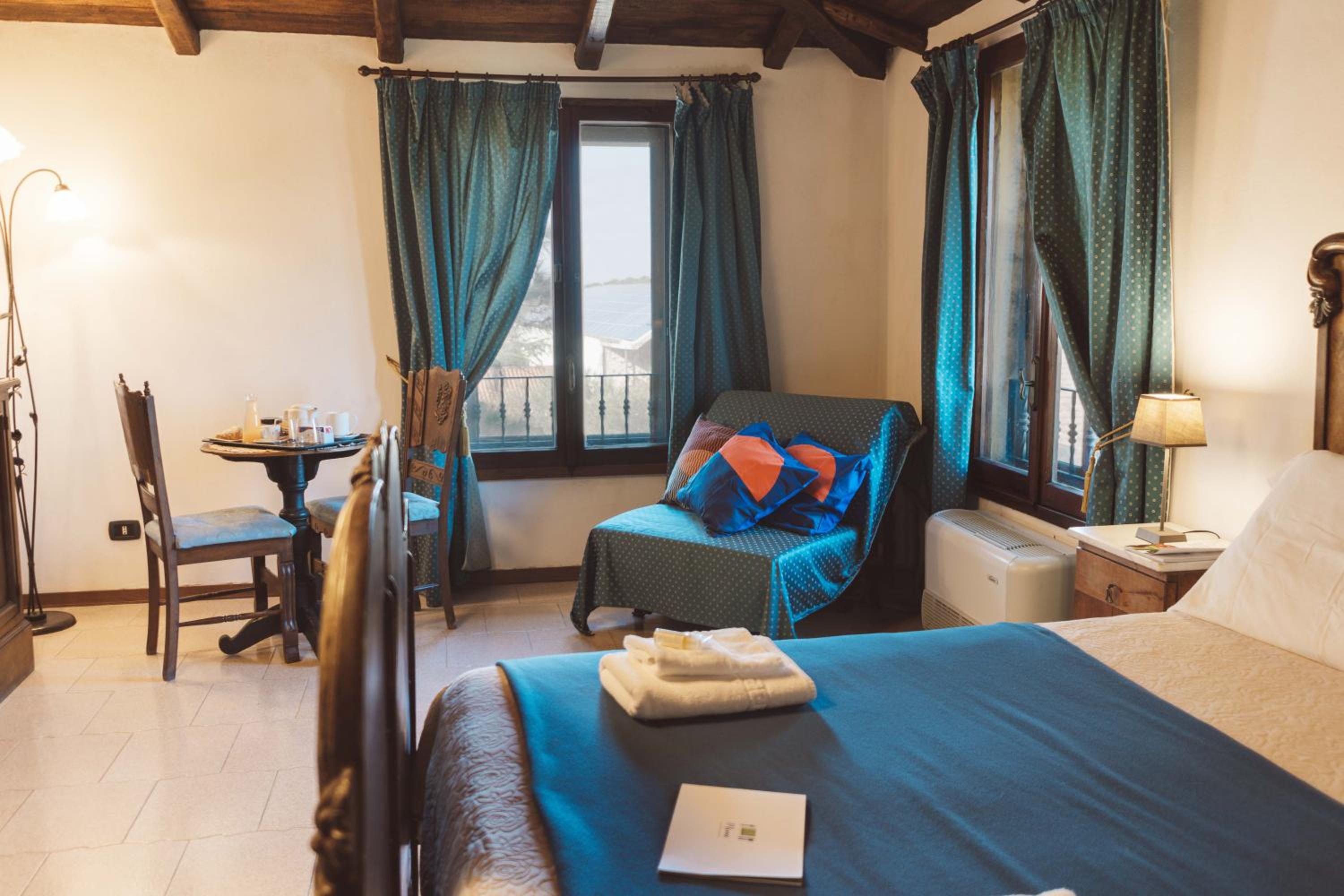 Triple Room - Photo 14