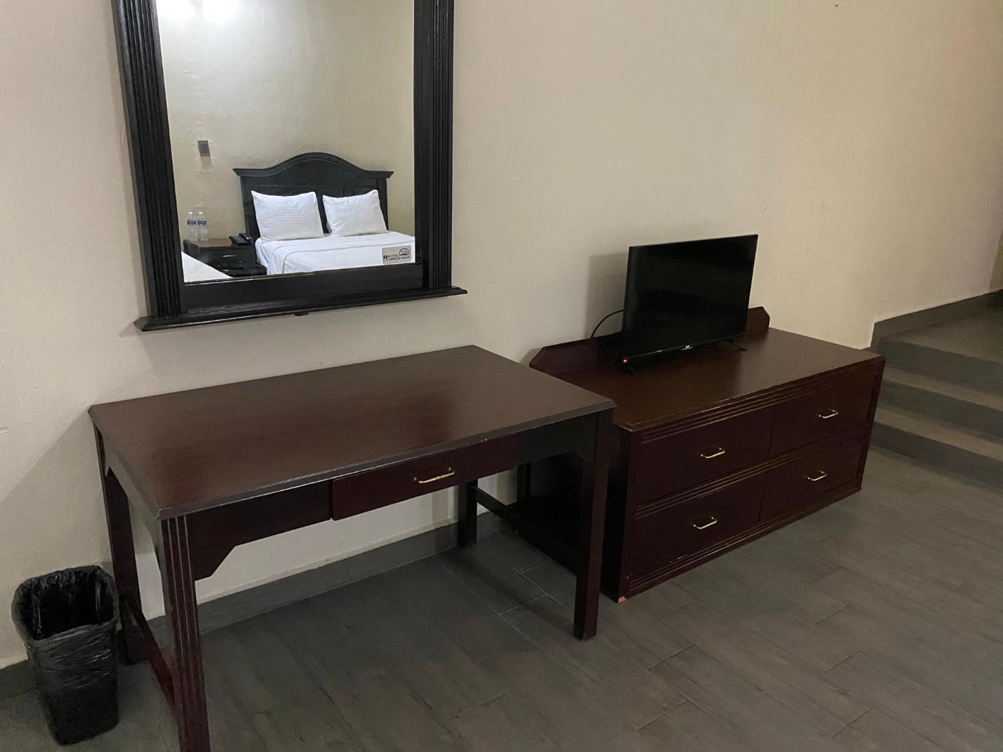 Deluxe Double Room - Photo 1