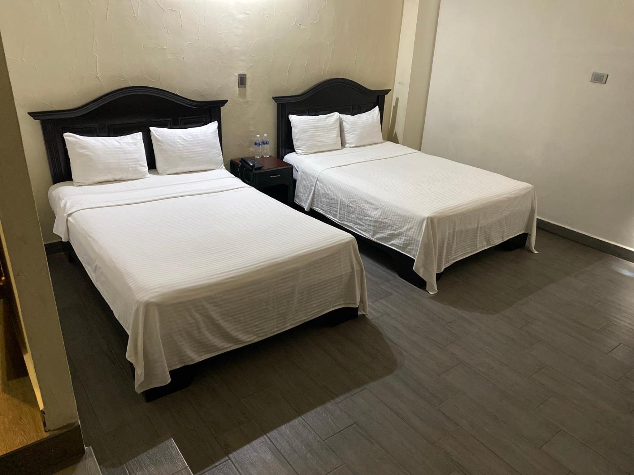 Deluxe Double Room - Photo 7