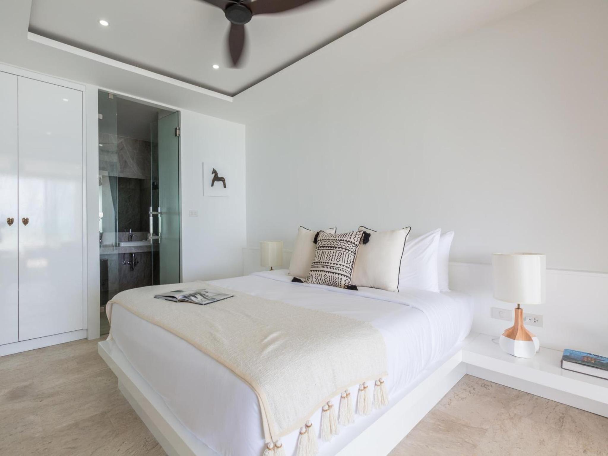 Two-Bedroom Pool Suite with Seaview & Cinema - Photo 19
