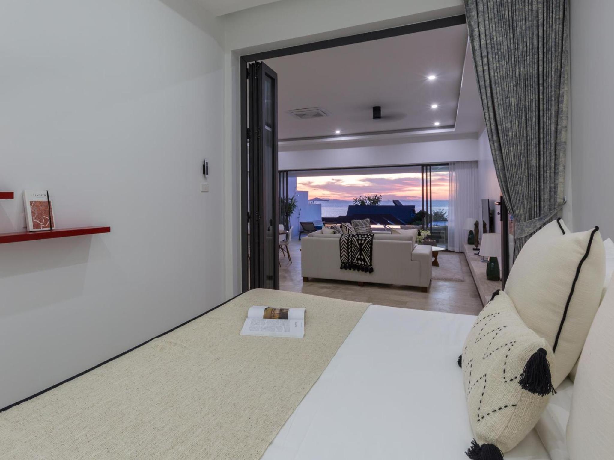 Three-Bedroom Pool Suite with Seaview & Cinema - Photo 19