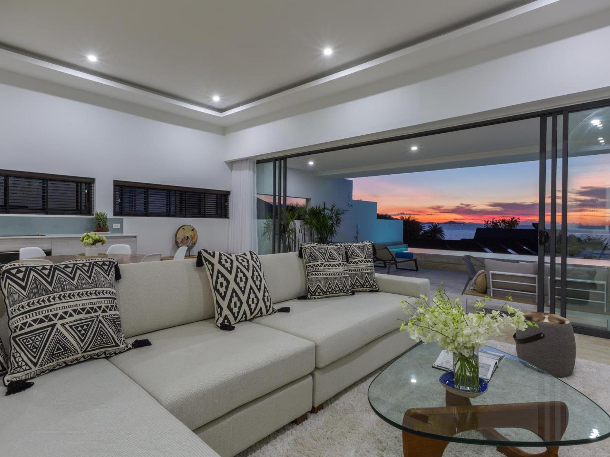 Two-Bedroom Pool Suite with Seaview & Cinema - Photo 9