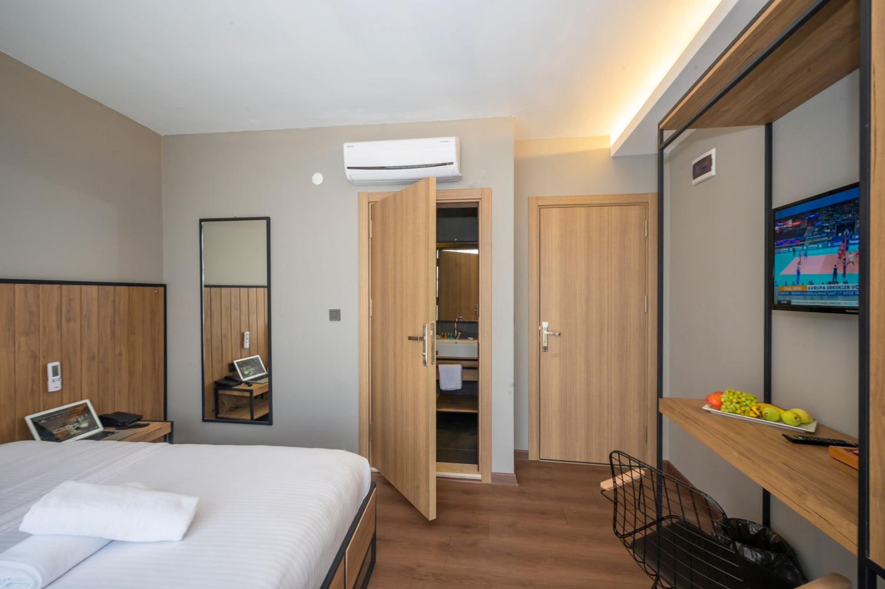 Deluxe Double or Twin Room - Photo 57