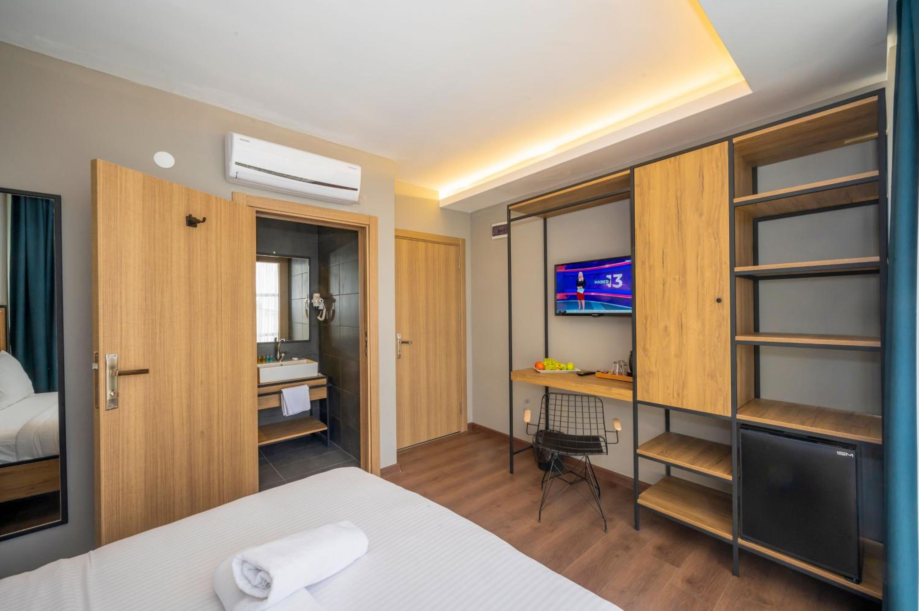 Deluxe Double or Twin Room - Photo 54