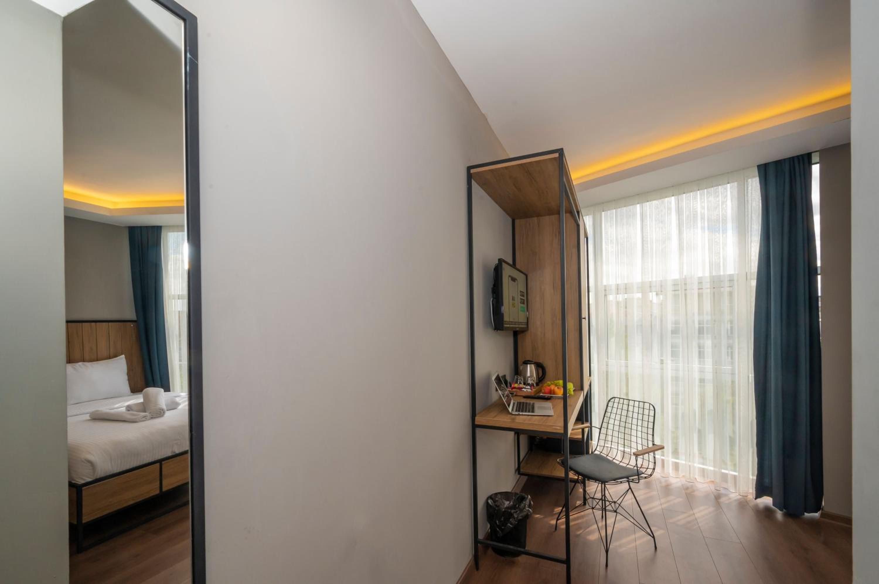 Deluxe Double or Twin Room - Photo 50