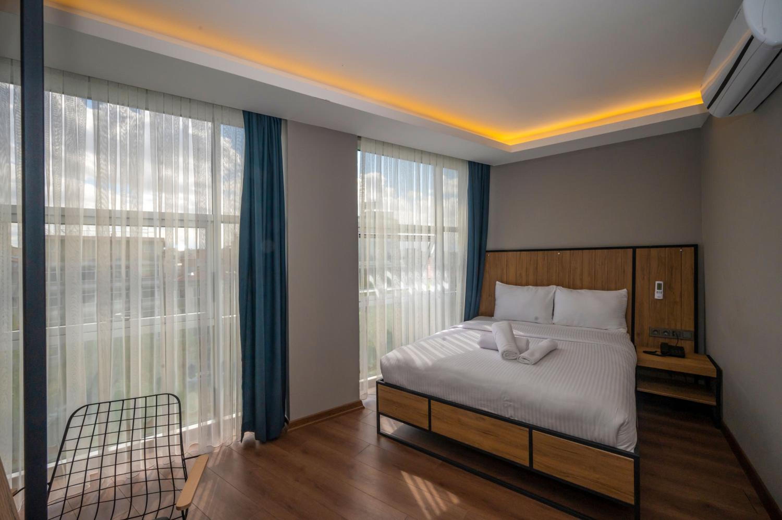 Deluxe Double or Twin Room - Photo 47