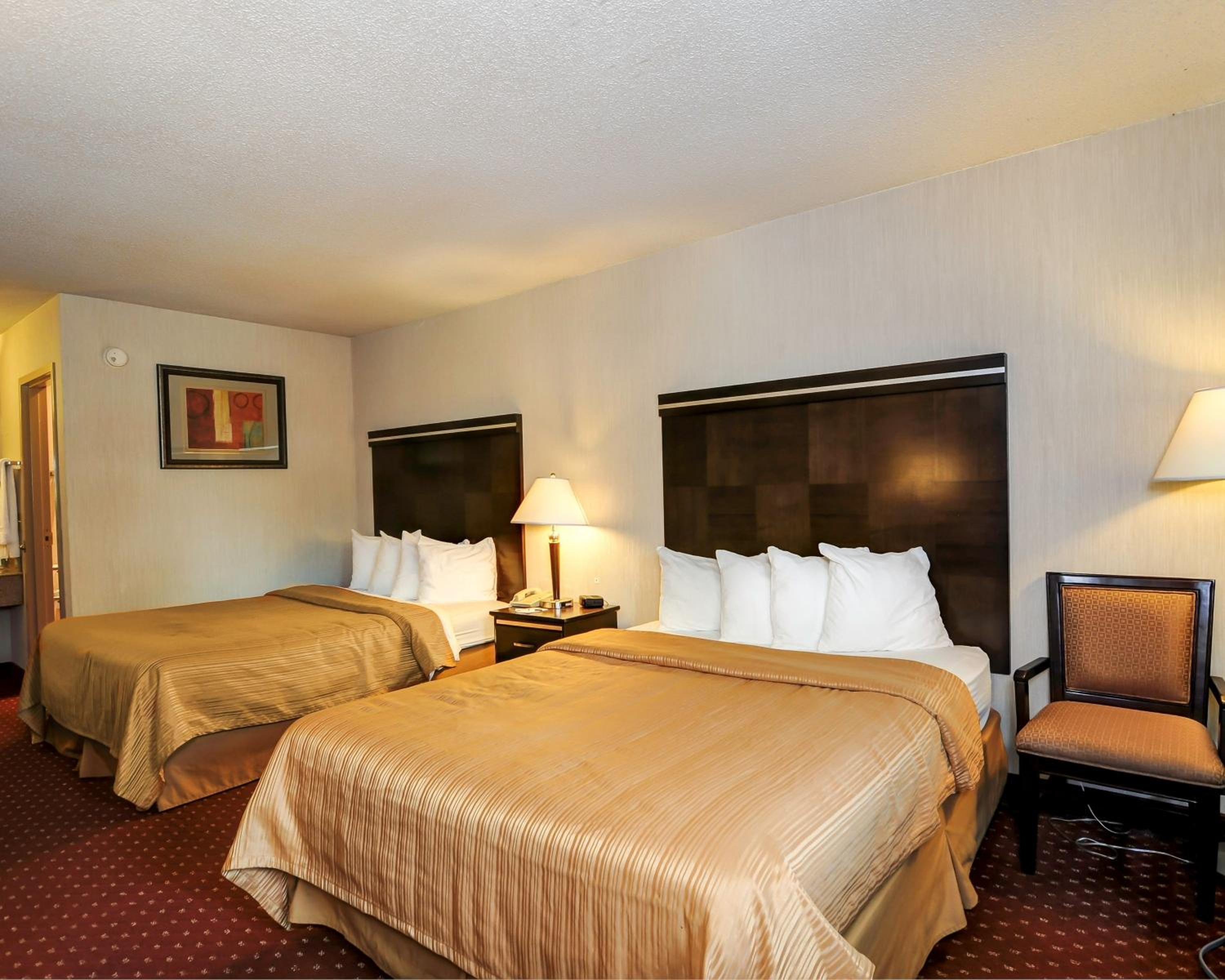 Queen Room with Two Queen Beds - Non-Smoking - Photo 1