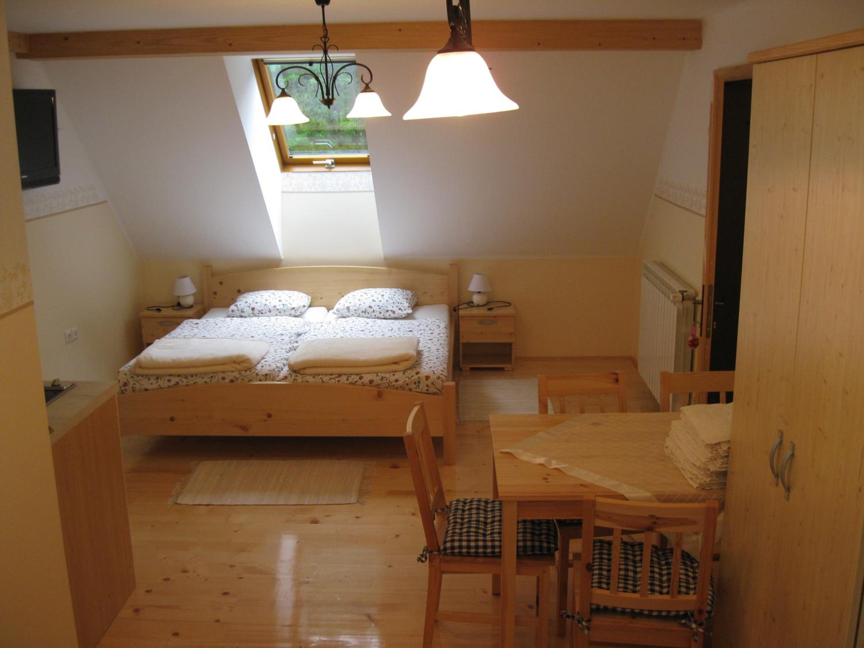 Family Room photo 3