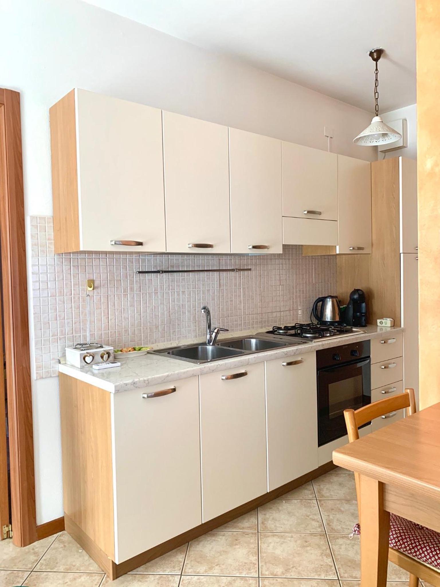 Apartment photo 2