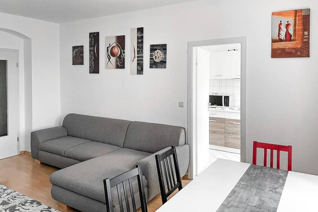 One-Bedroom Apartment photo 2