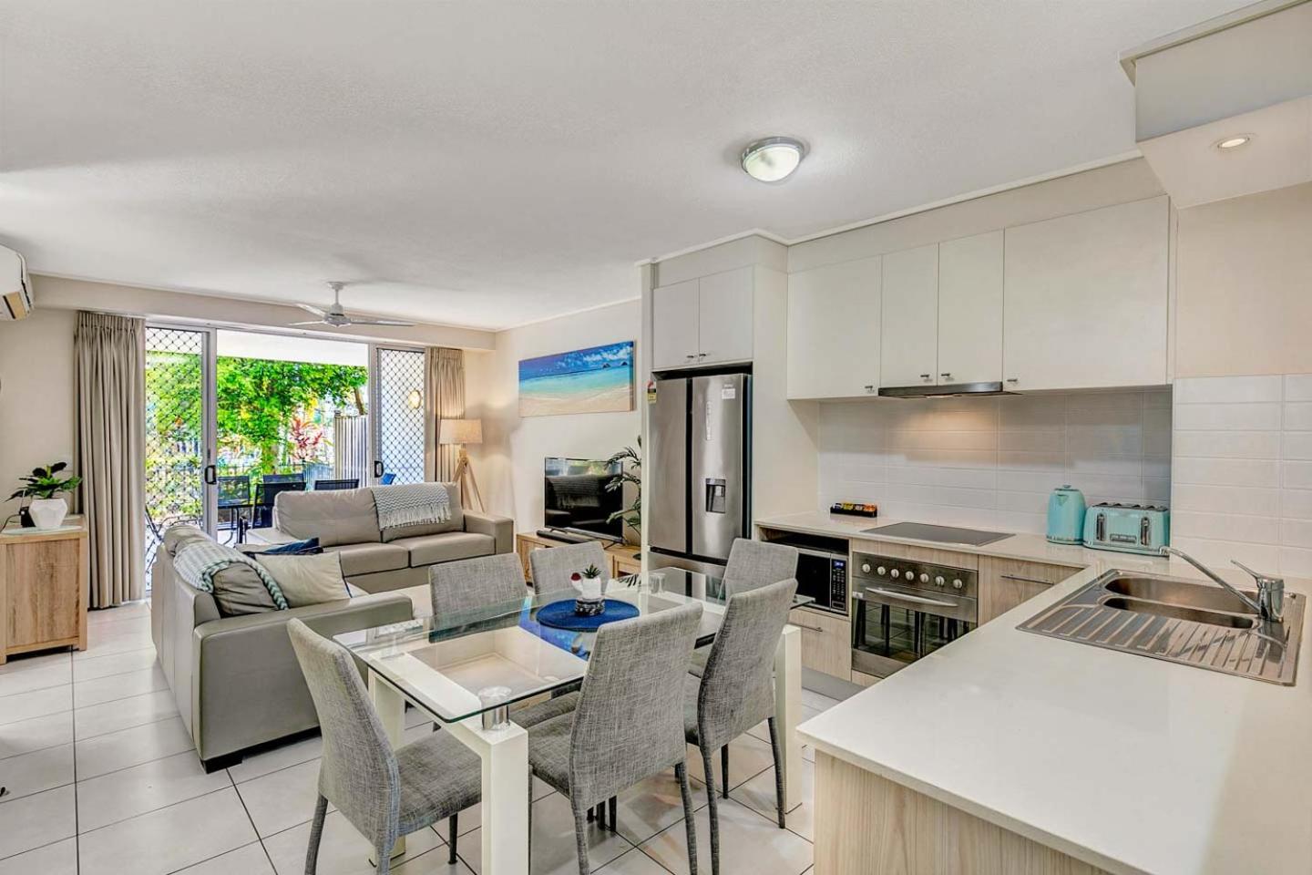 Two-Bedroom Apartment - Photo 9