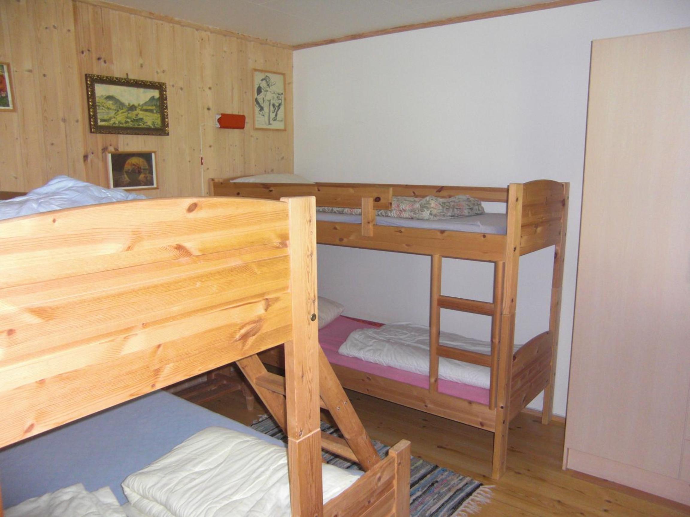 One-Bedroom Apartment with Mountain View photo 3