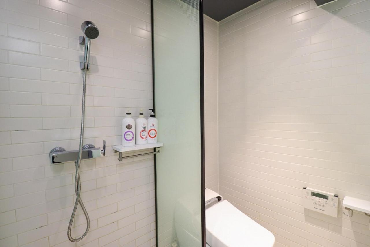 Standard Double Room - Photo 7
