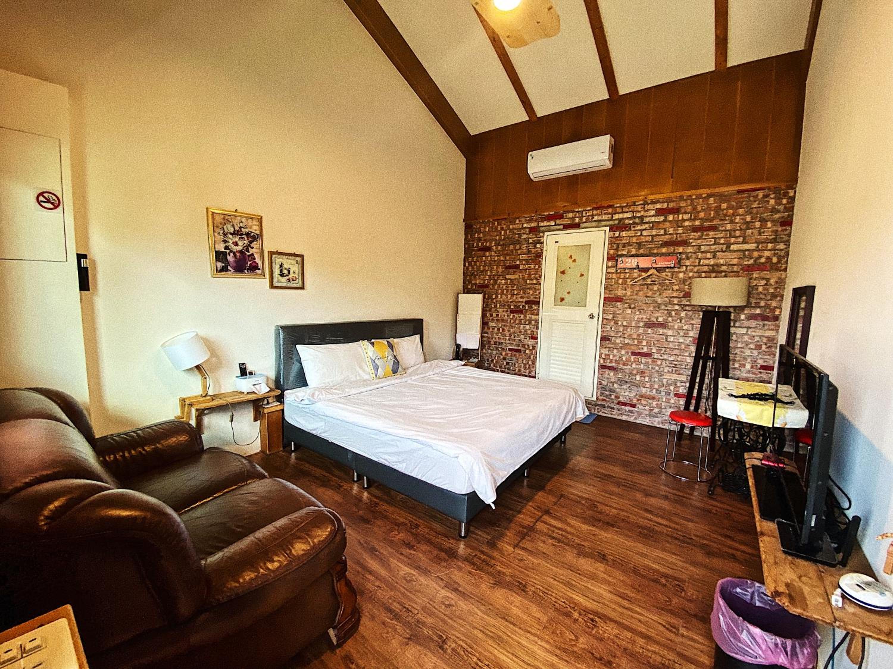 Standard Double Room photo 1